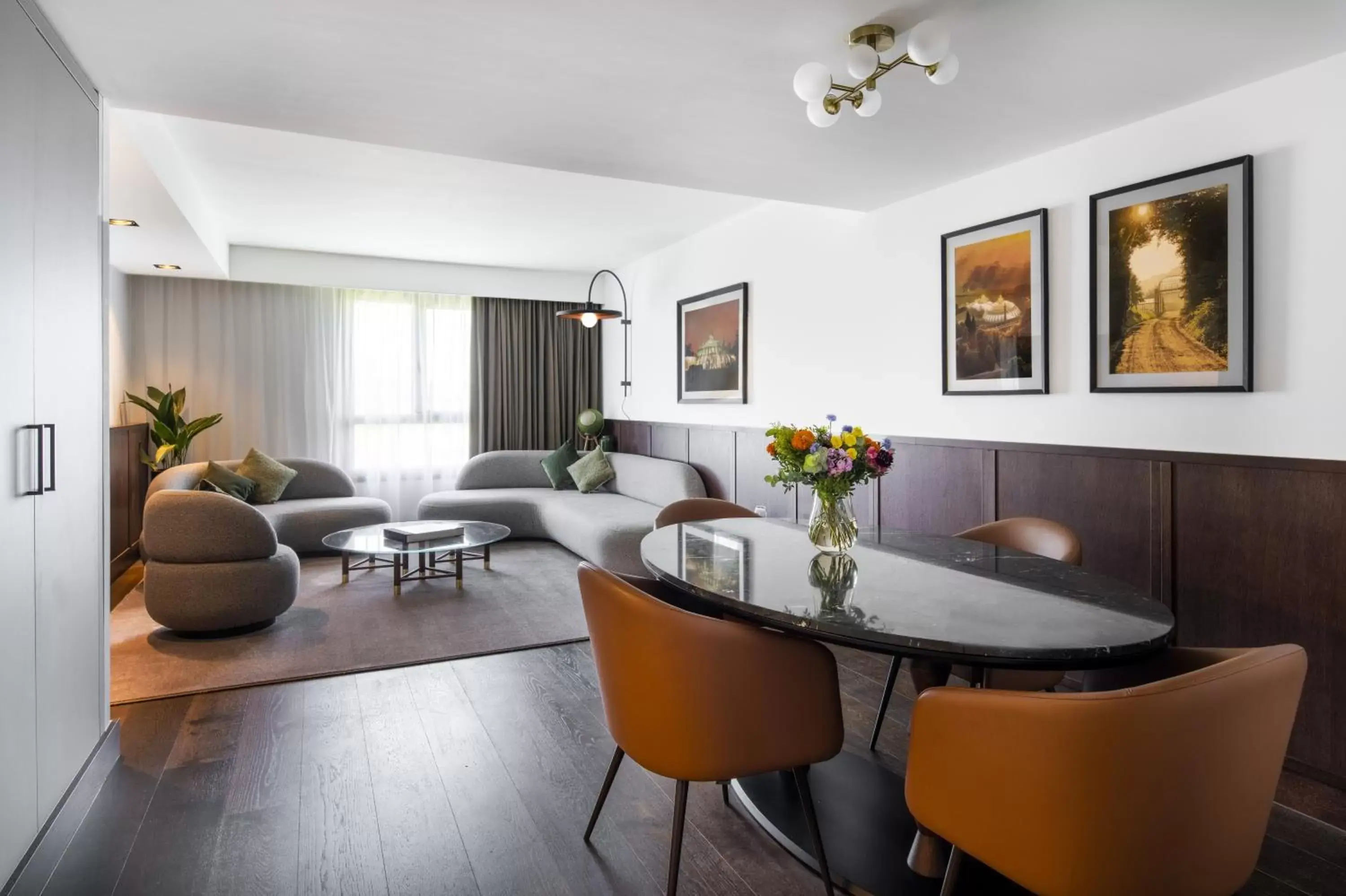 Seating Area in Le Louise Hotel Brussels - MGallery