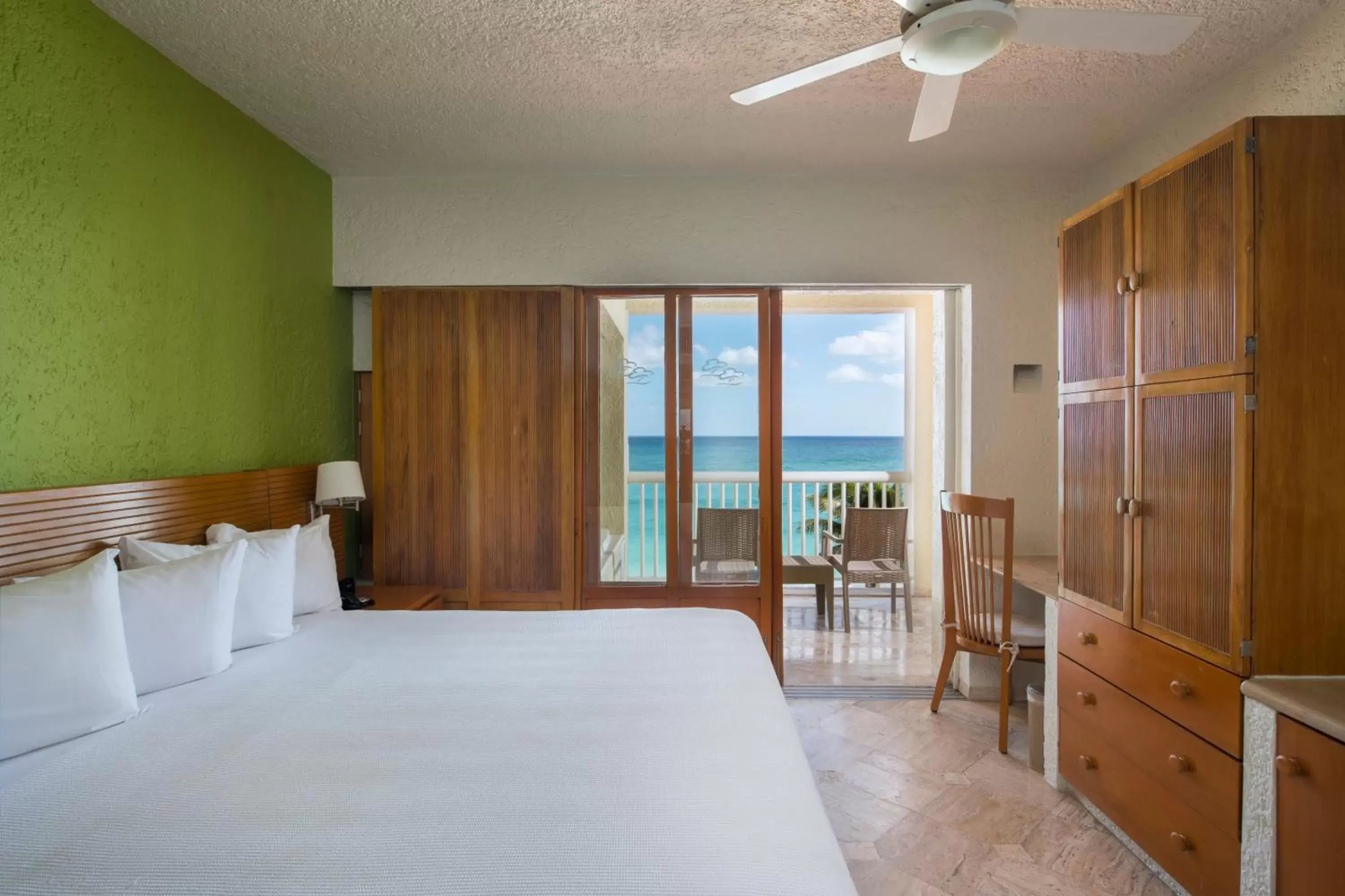 Bedroom in Club Regina Cancun