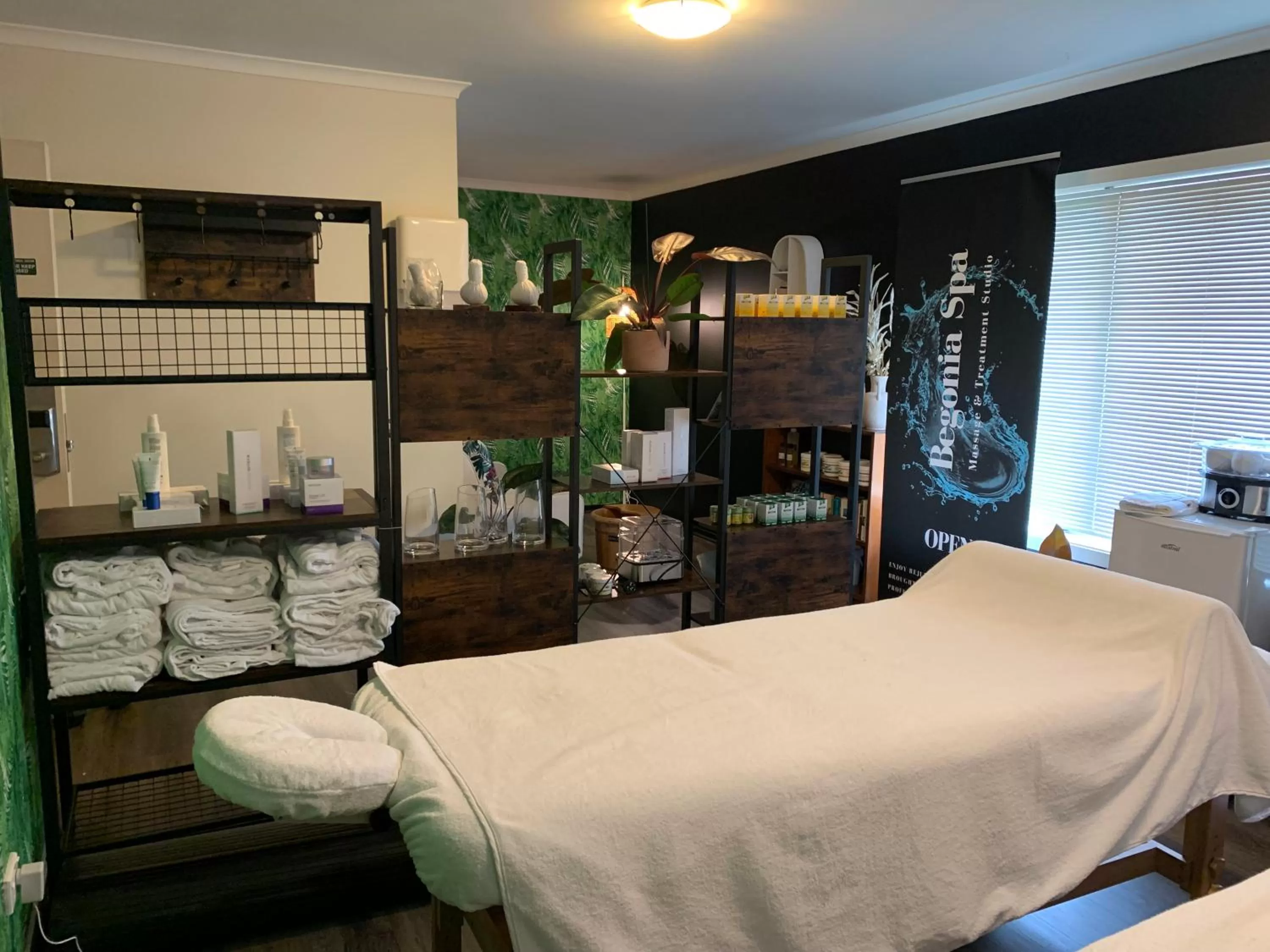 Spa and wellness centre/facilities, Bed in B-Ks Premier Motel Palmerston North