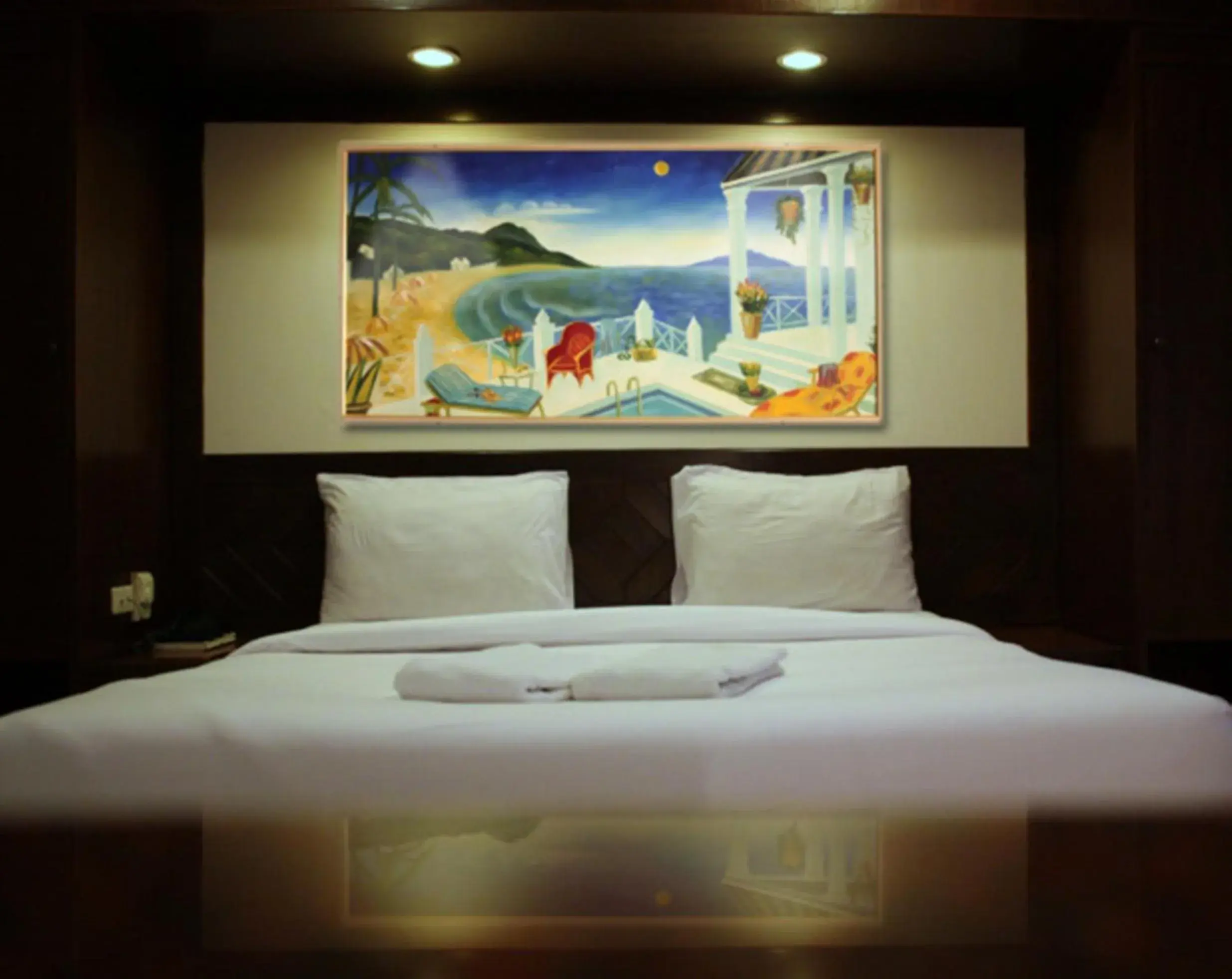 Bed in Karon Cafe Inn Bed in Karon Cafe Inn