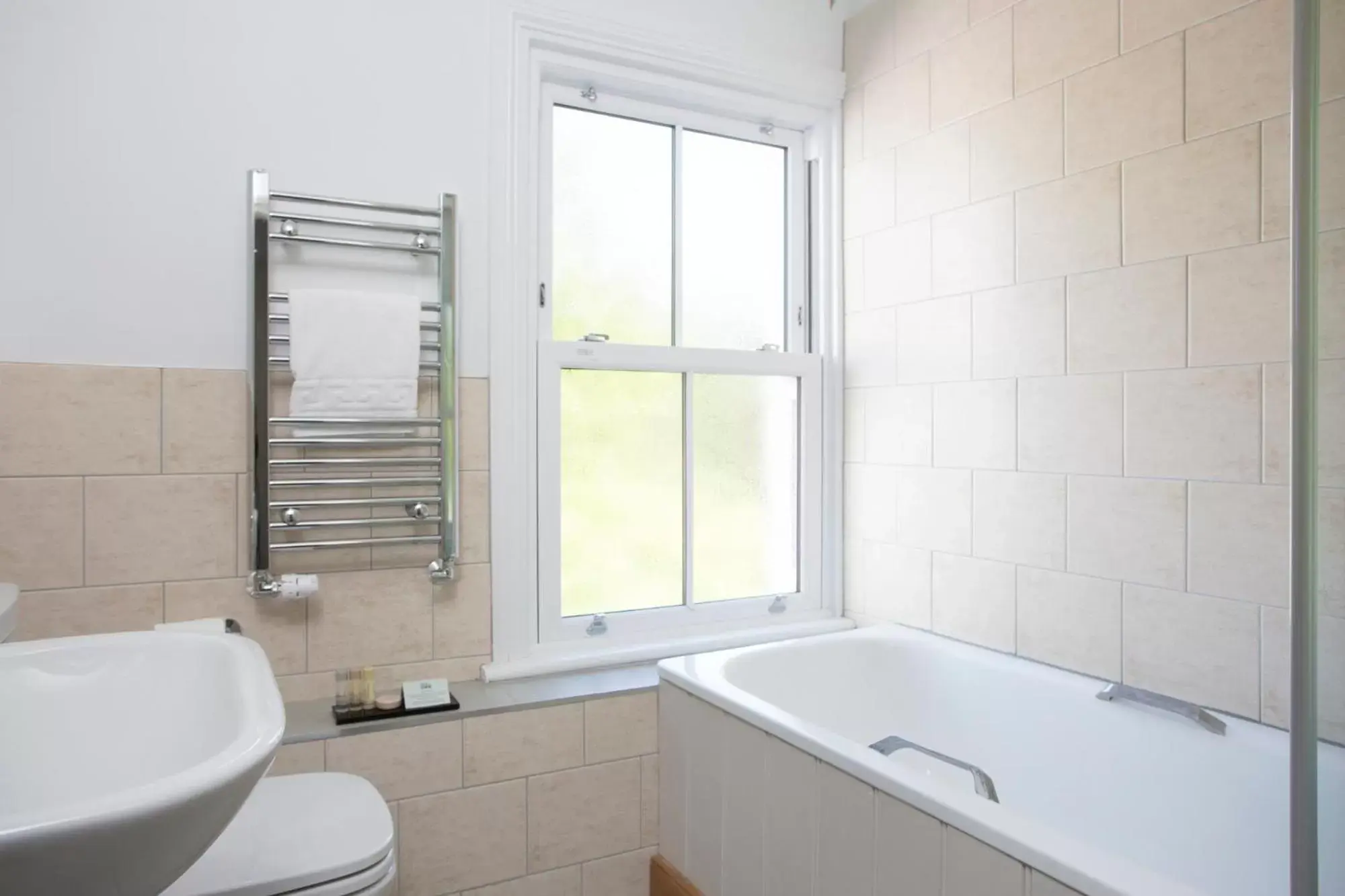 Bathroom in Hotel Continental