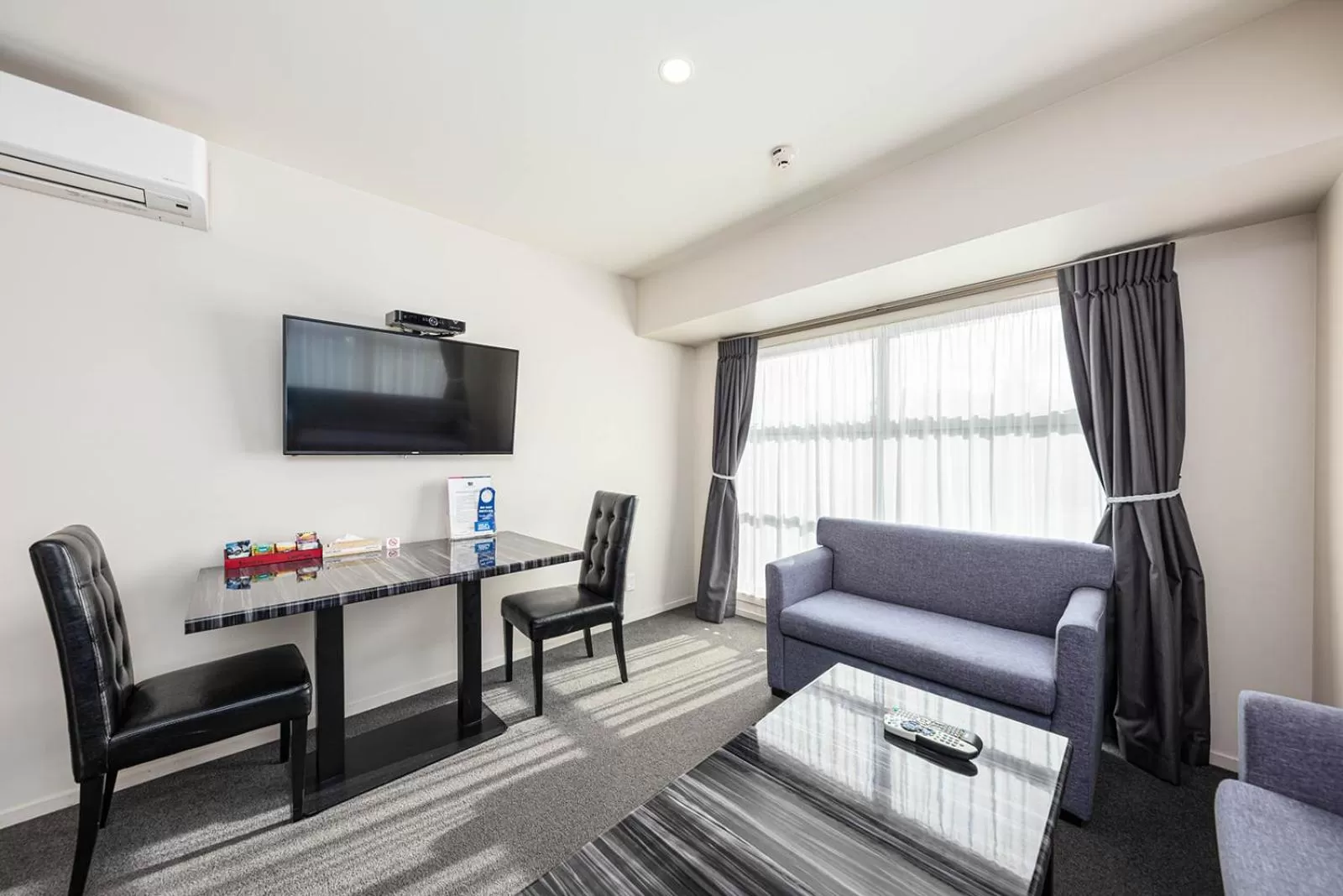 Living room in 311 Motel Riccarton