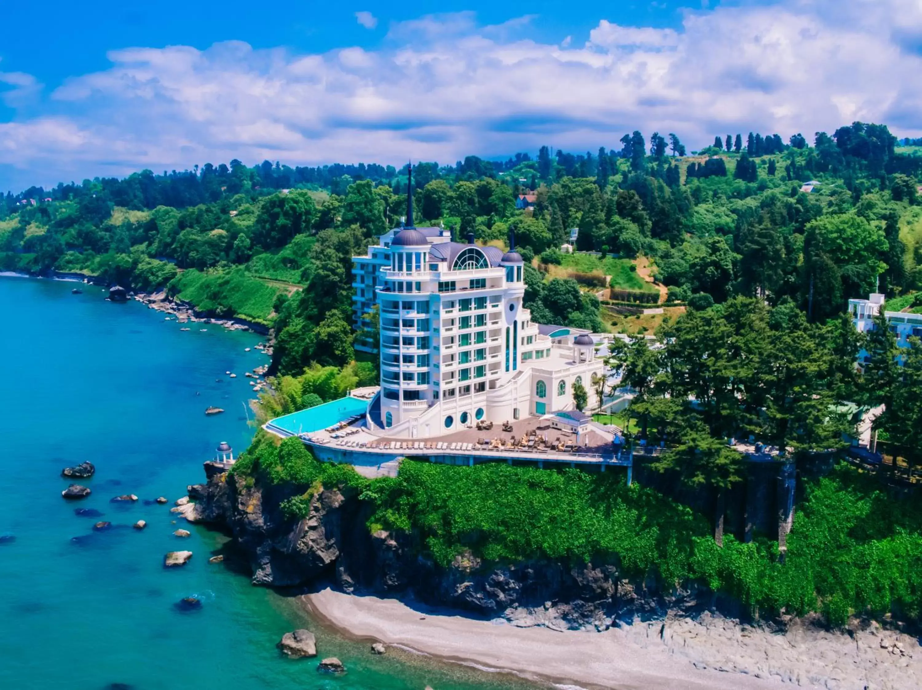 Facade/entrance, Bird's-eye View in Castello Mare Hotel