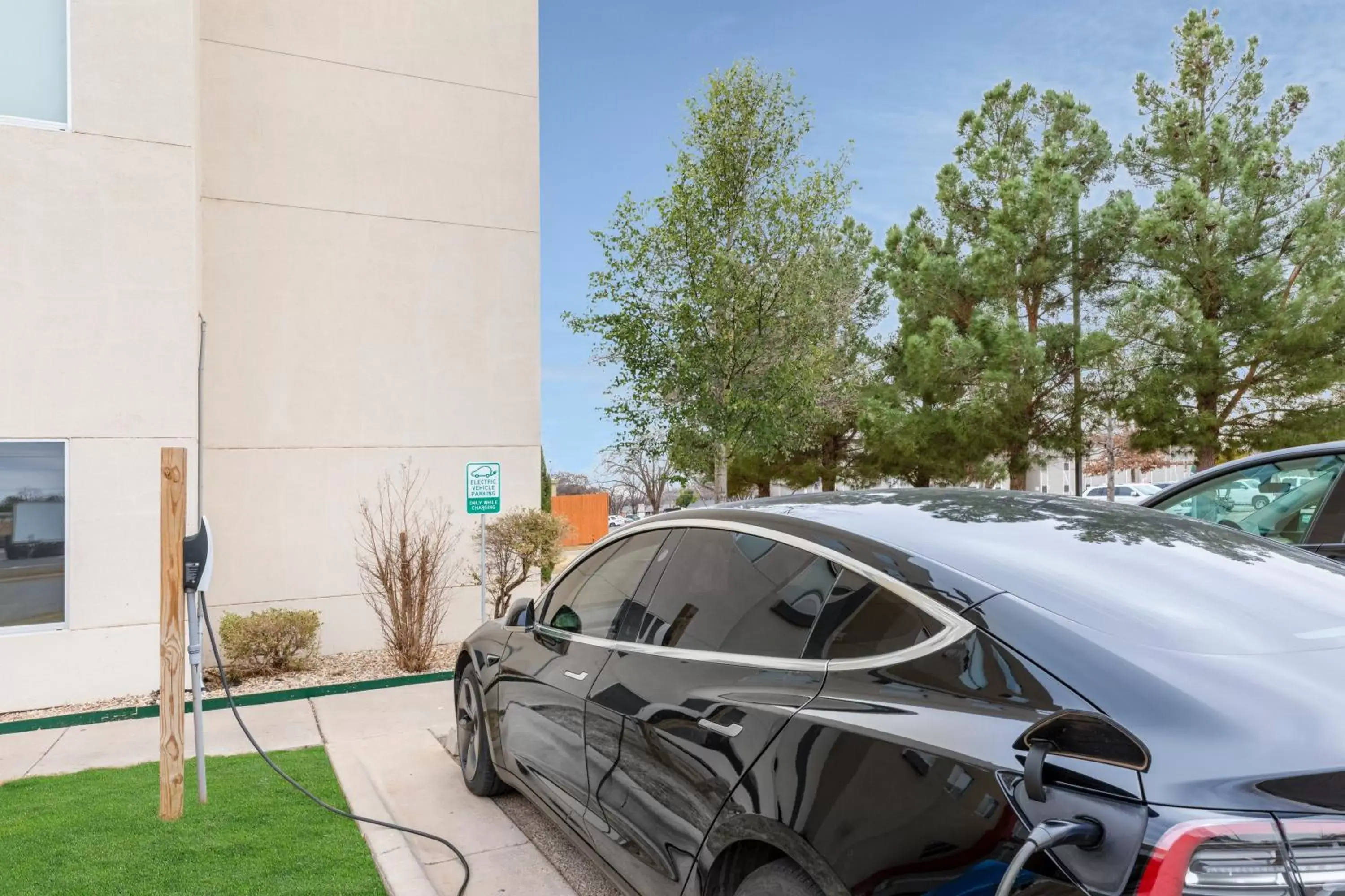 Parking, Property Building in Hawthorn Suites by Wyndham Lubbock