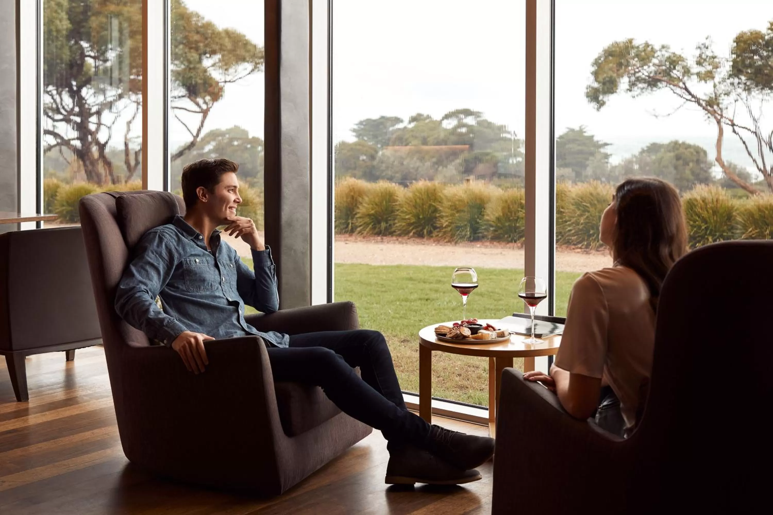 Lounge or bar in RACV Inverloch Resort