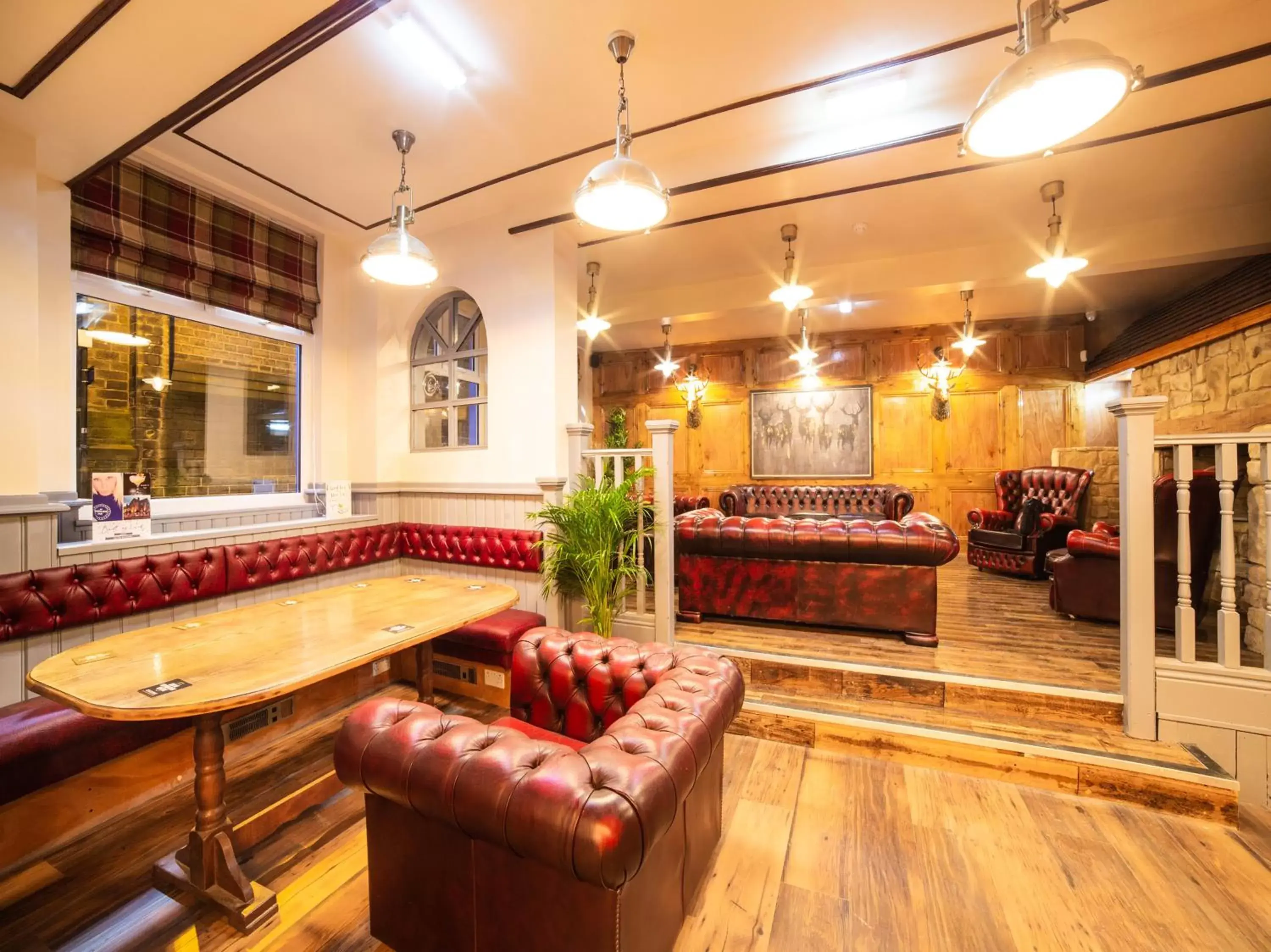 Seating area, Lobby/Reception in Churchill's Hotel