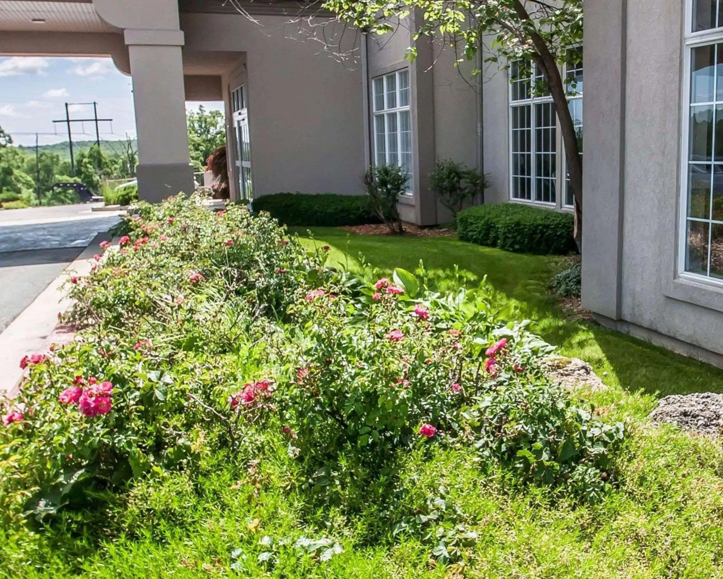 Property building in Sleep Inn & Suites Lake of the Ozarks Property building in Sleep Inn & Suites Lake of the Ozarks