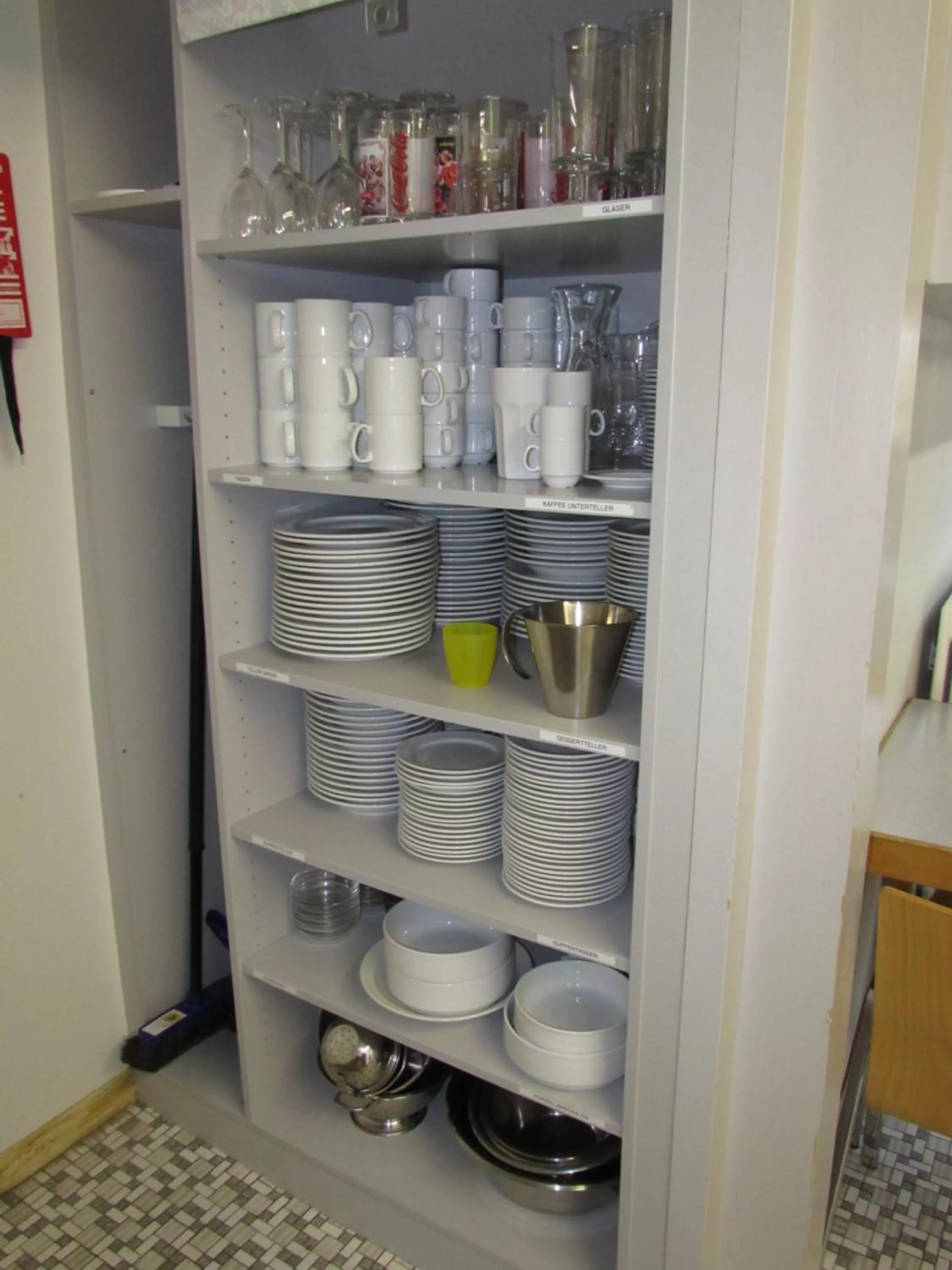 Kitchen or kitchenette in Emme Lodge