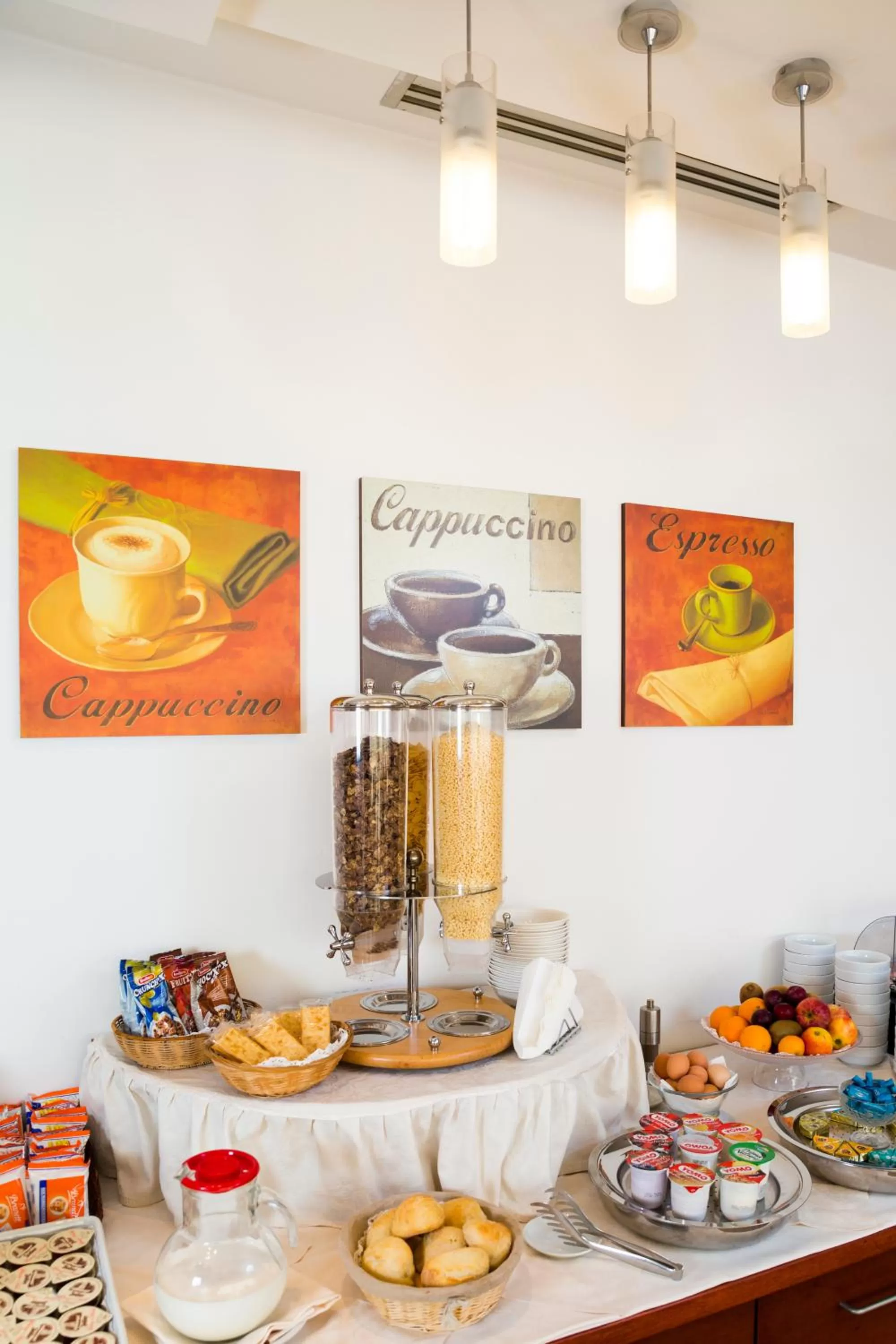 Food in Hotel Master