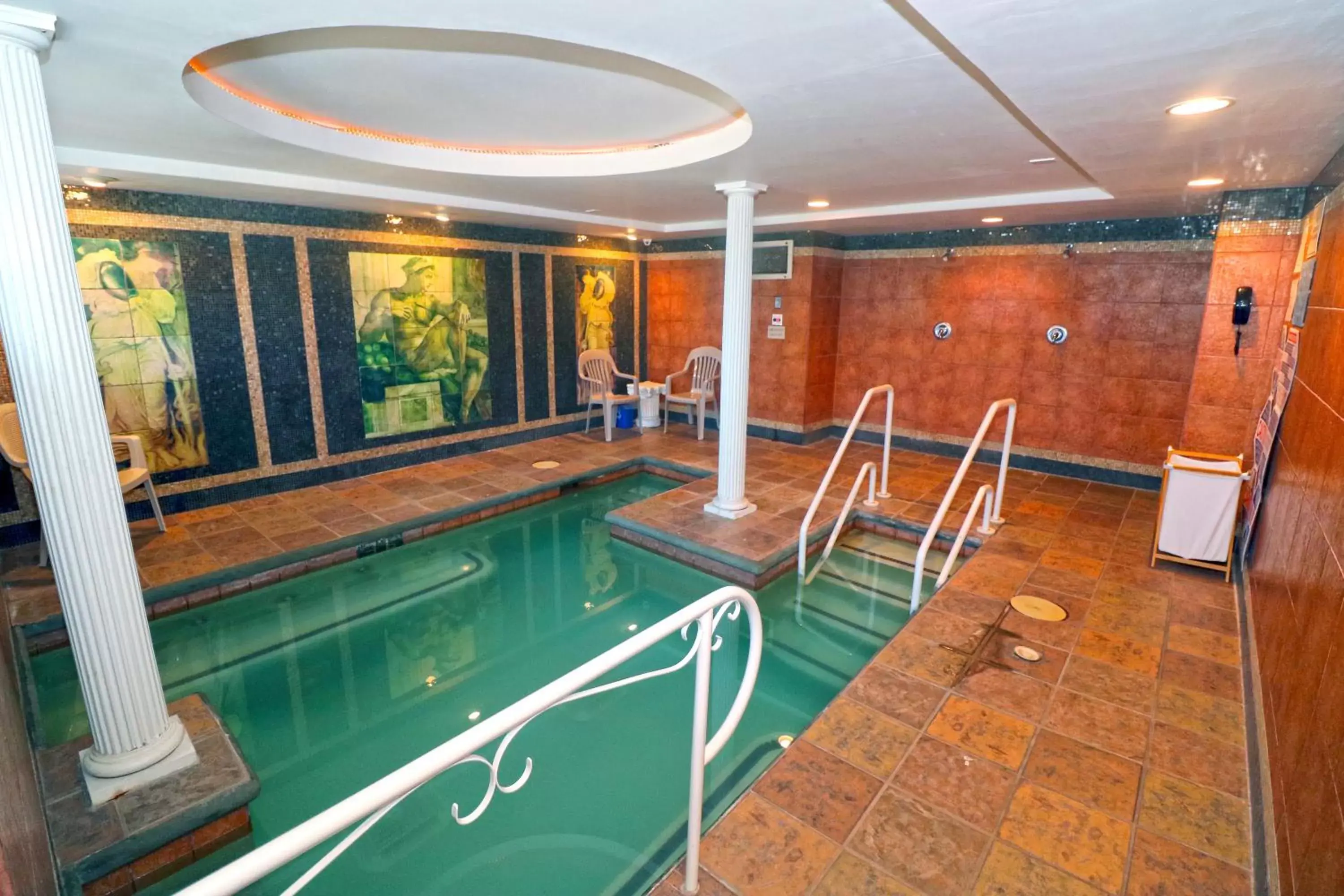 Area and facilities, Swimming Pool in Masterpiece Hotel