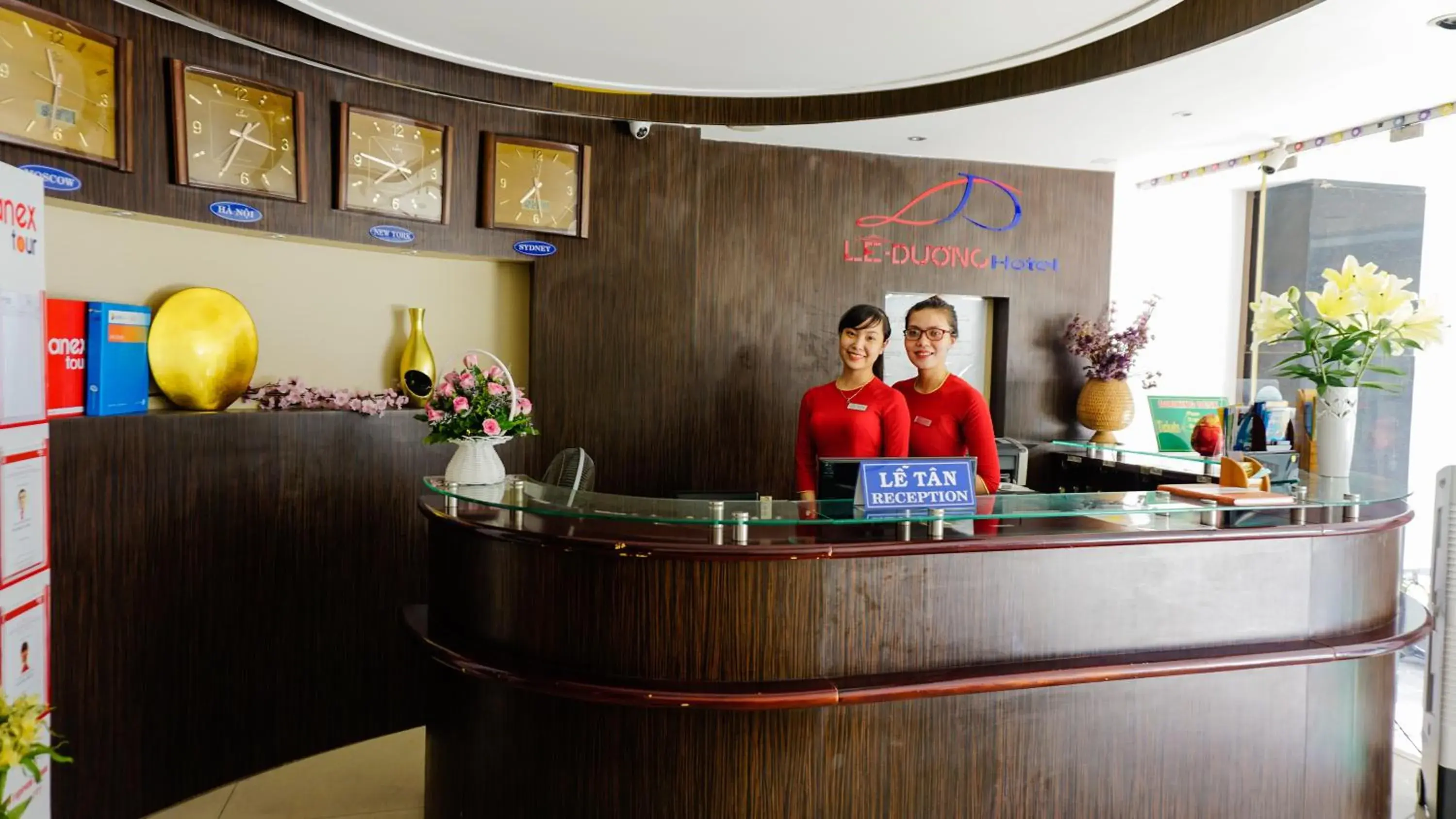 Staff, Lobby/Reception in Le Duong Hotel