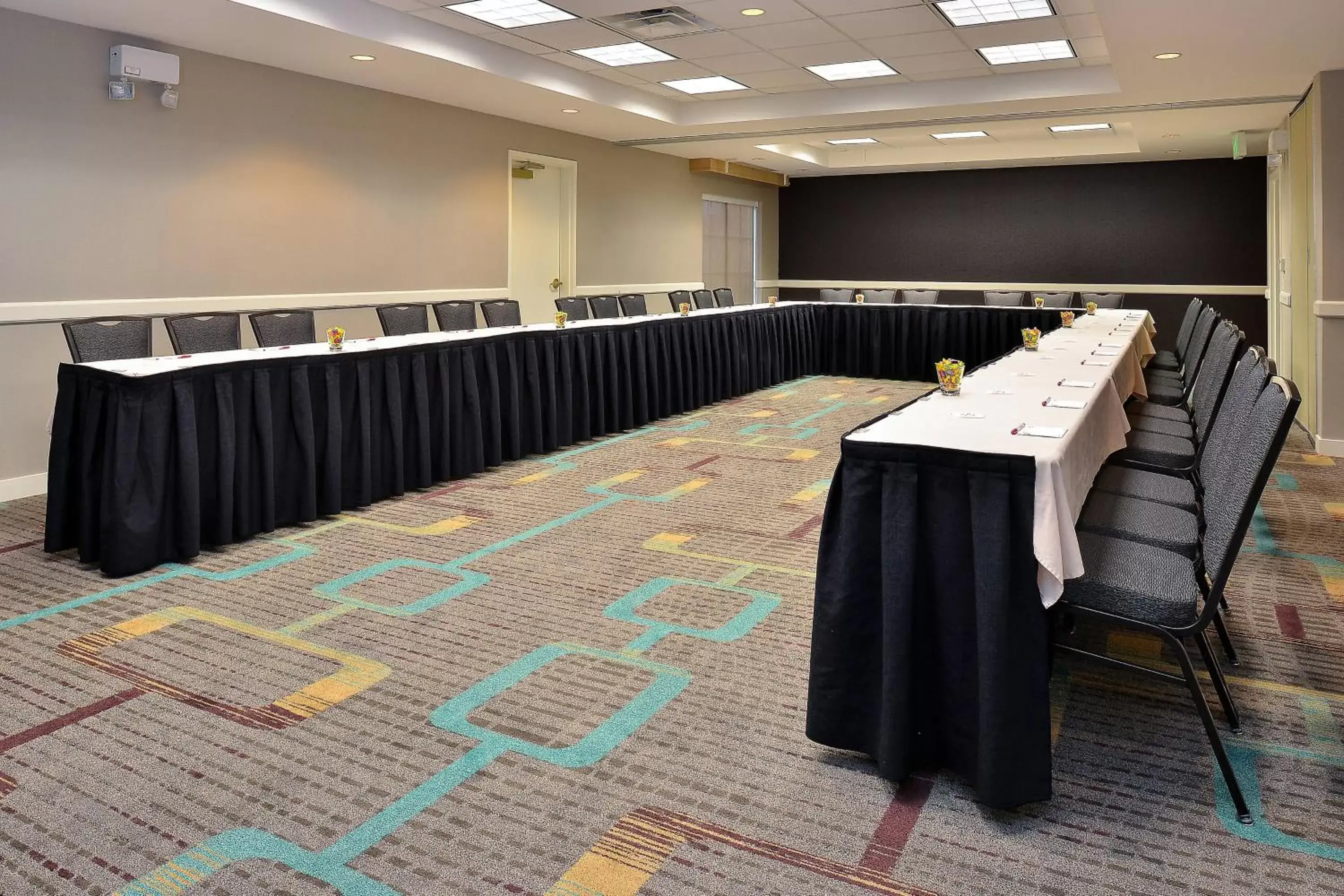 Meeting/conference room in Residence Inn by Marriott Denver Airport at Gateway Park