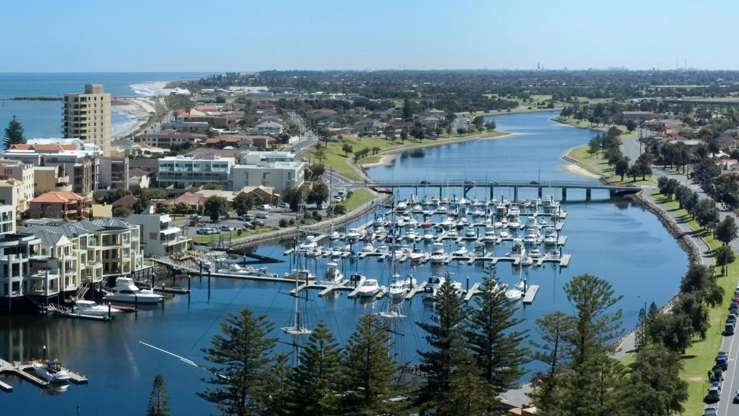 Summer, Bird's-eye View in Atlantic Tower Motor Inn