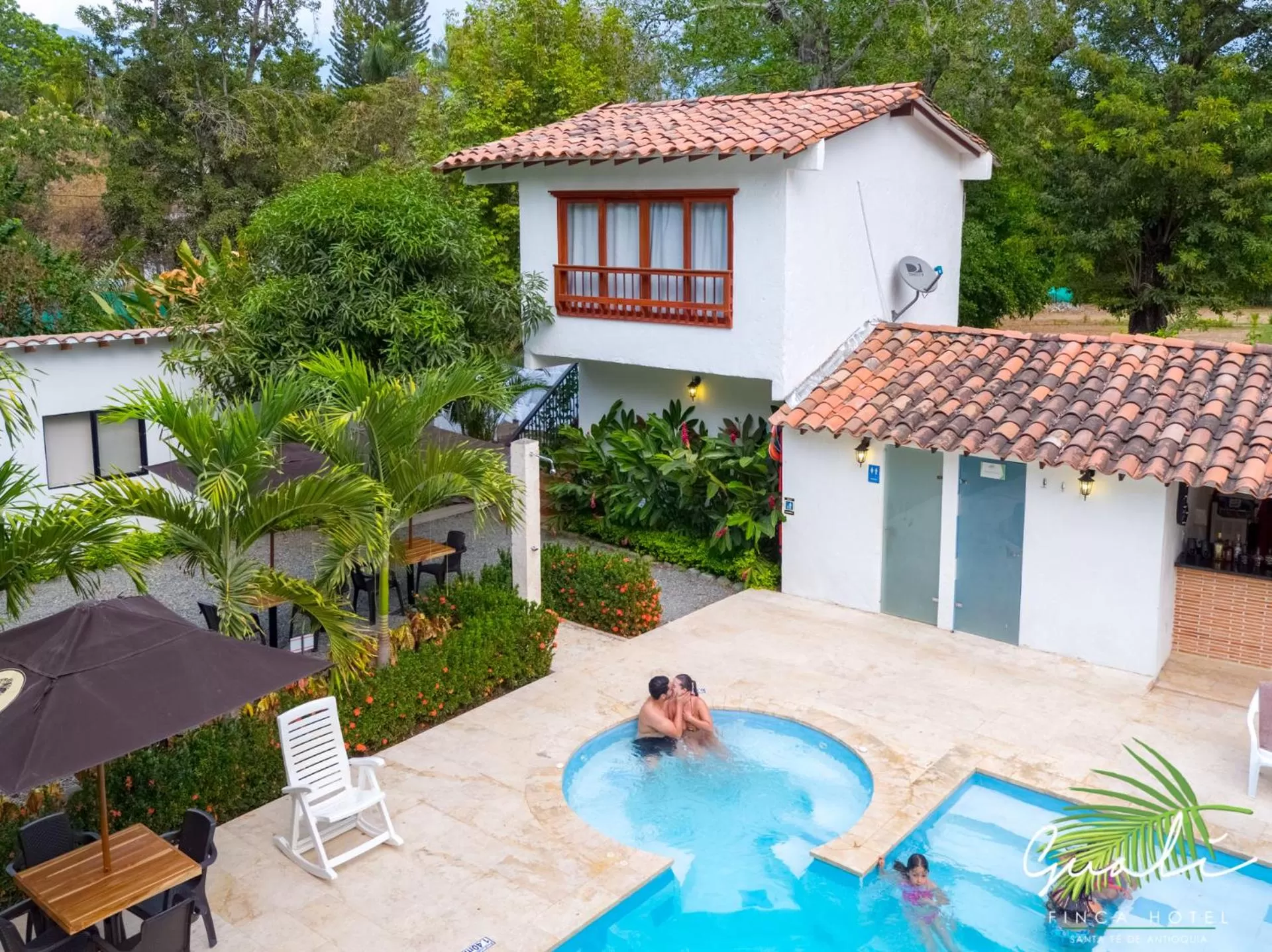 Pool view in Finca Hotel Guali Santafe