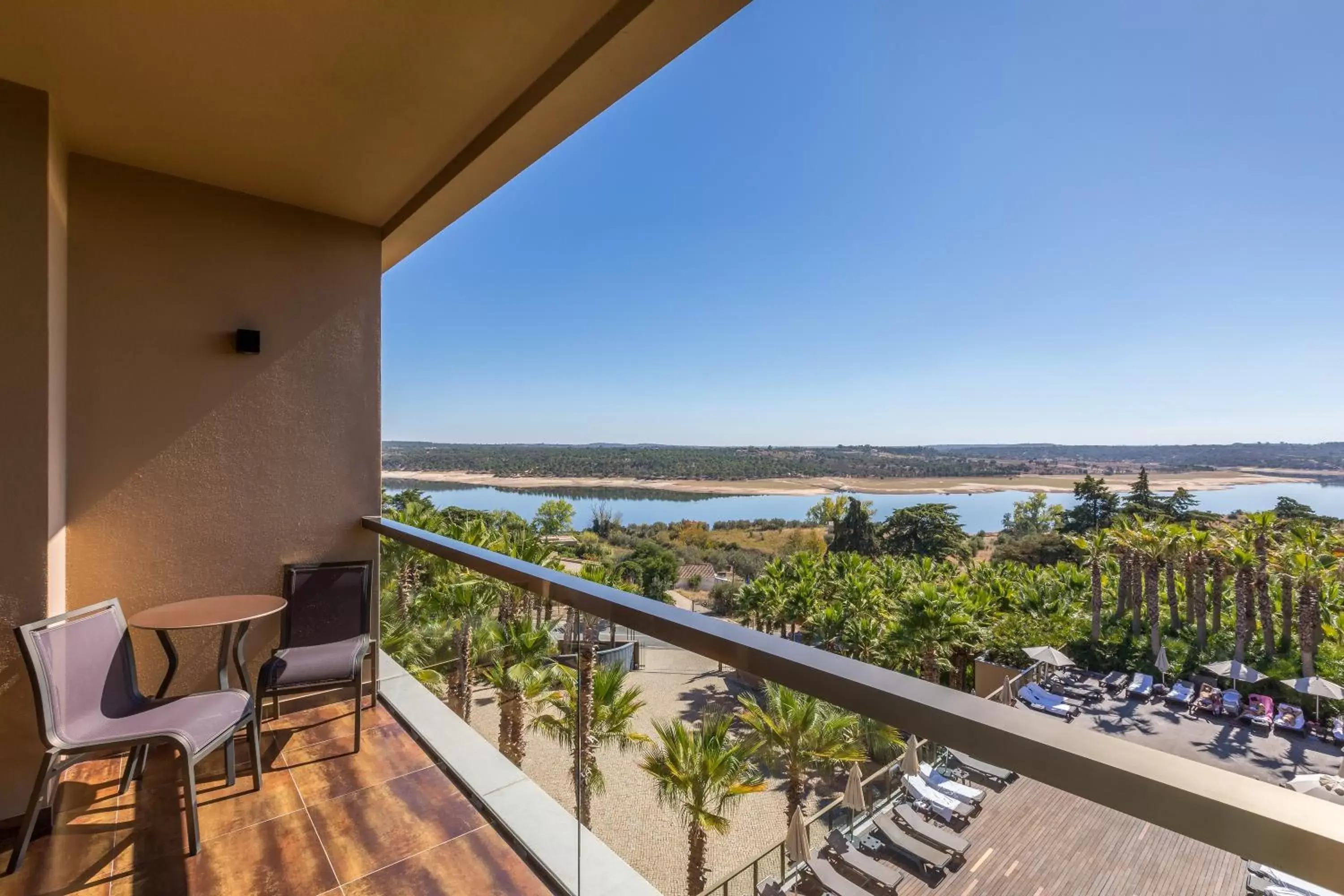 Balcony/Terrace in Lago Montargil & Villas