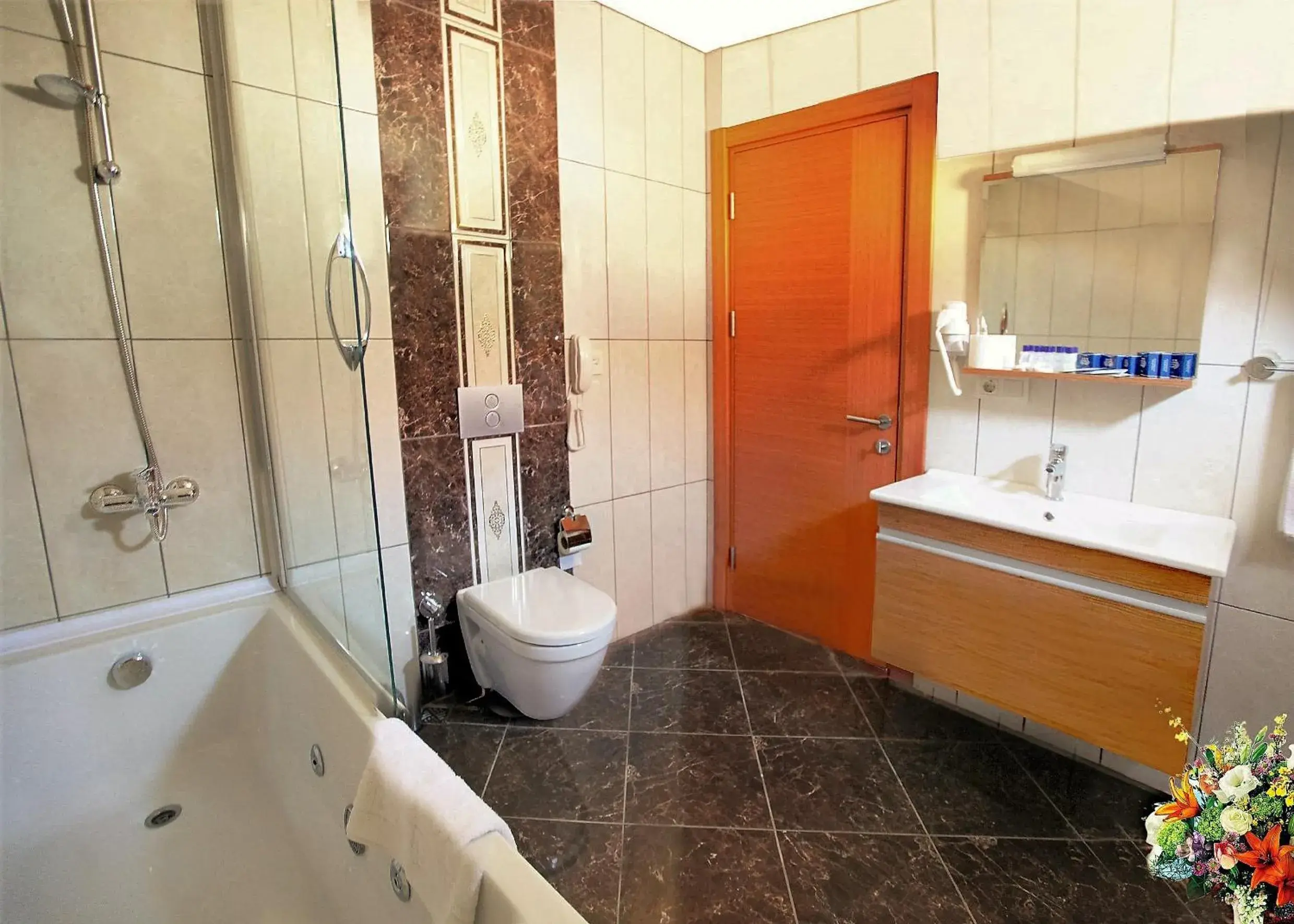 Bathroom in Grand Hotel Avcilar