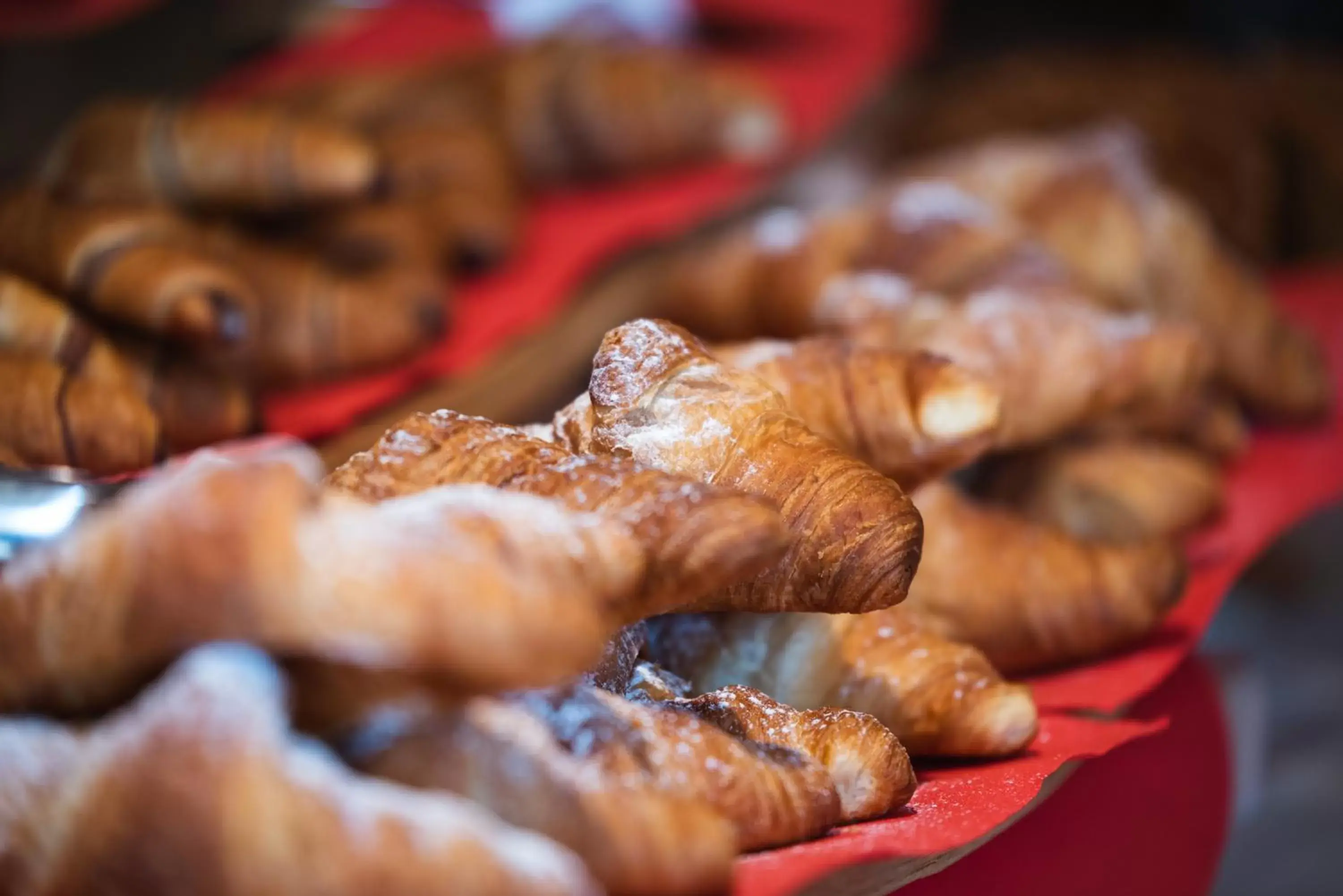 Continental breakfast, Food in Jazz Hotel