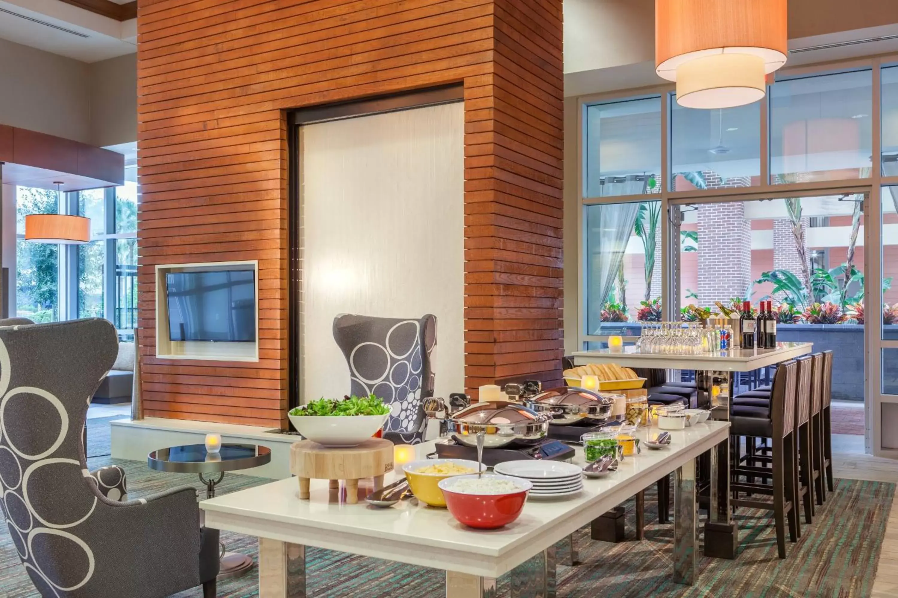 Restaurant/places to eat in Residence Inn by Marriott Orlando Downtown