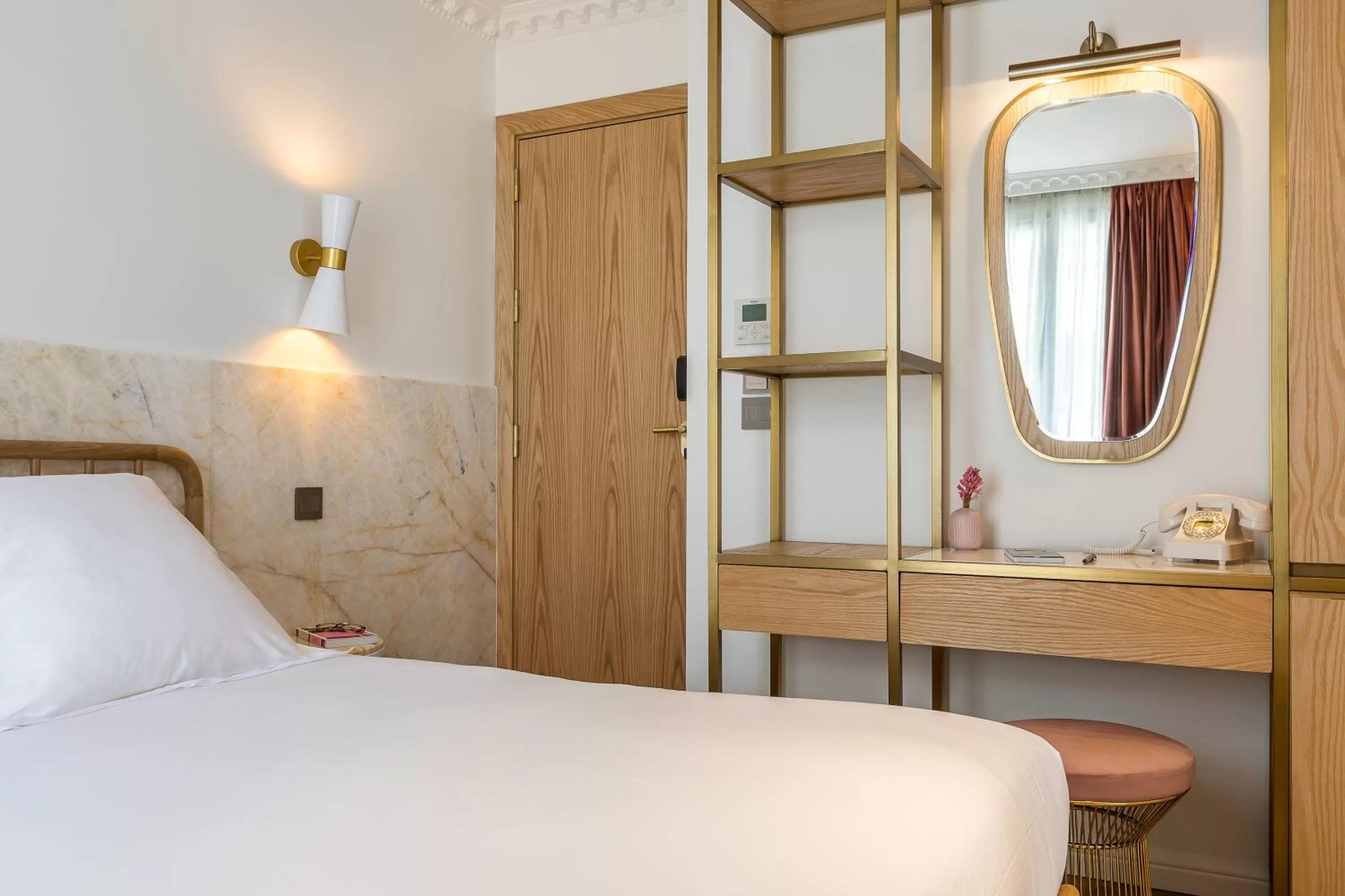 Bedroom, Bed in Rose Bourbon