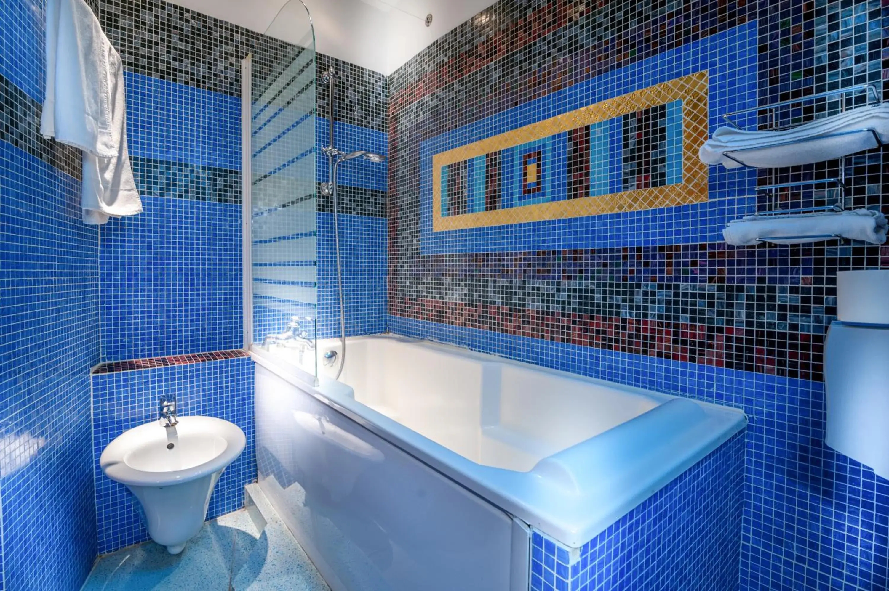 Toilet, Bathroom in Grand Hôtel du Bel Air