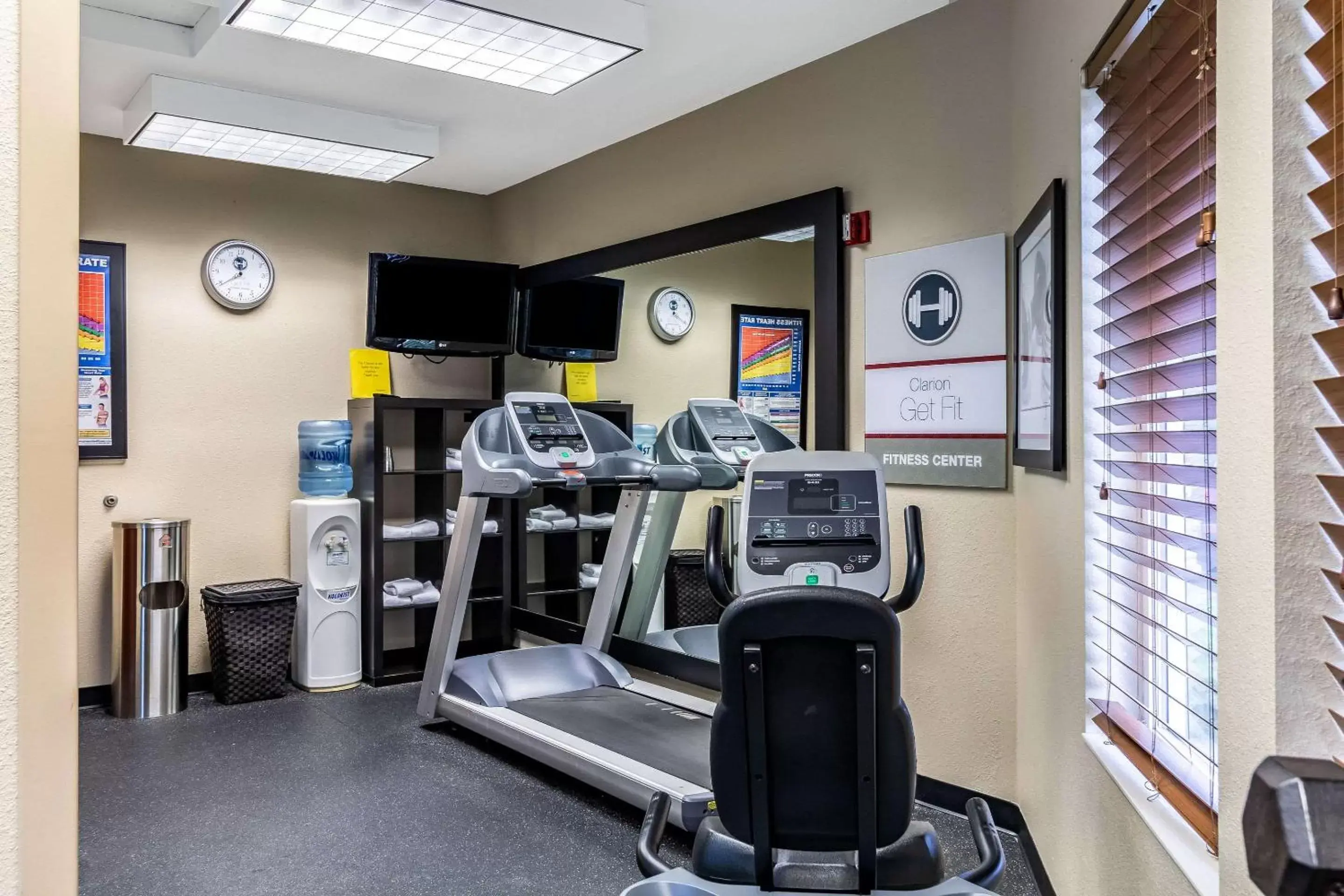 Fitness centre/facilities, Fitness Center/Facilities in Clarion Hotel Portland International Airport