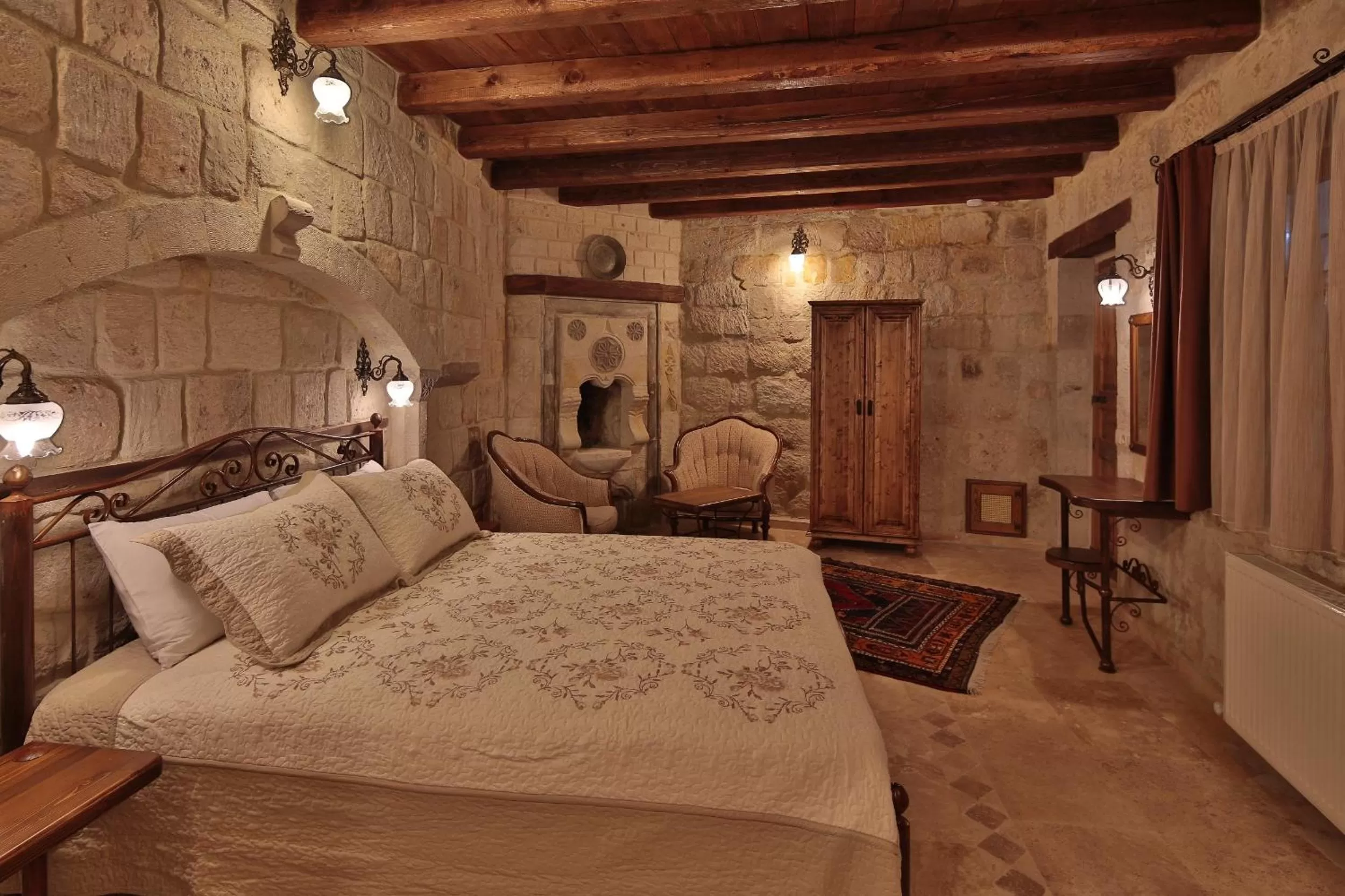 Bed in Vista Cave Hotel