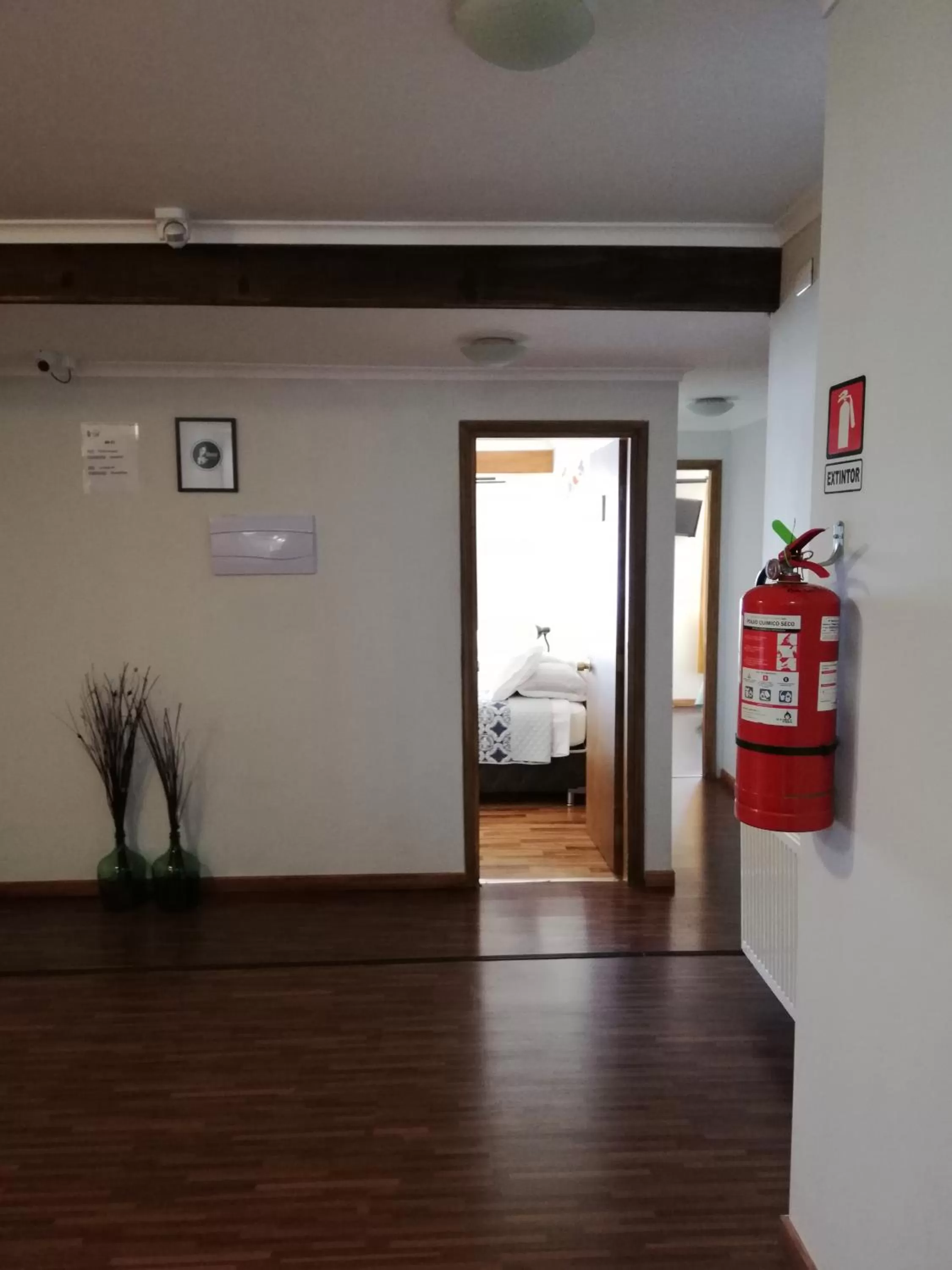 Property building, Bed in Hostal La Base