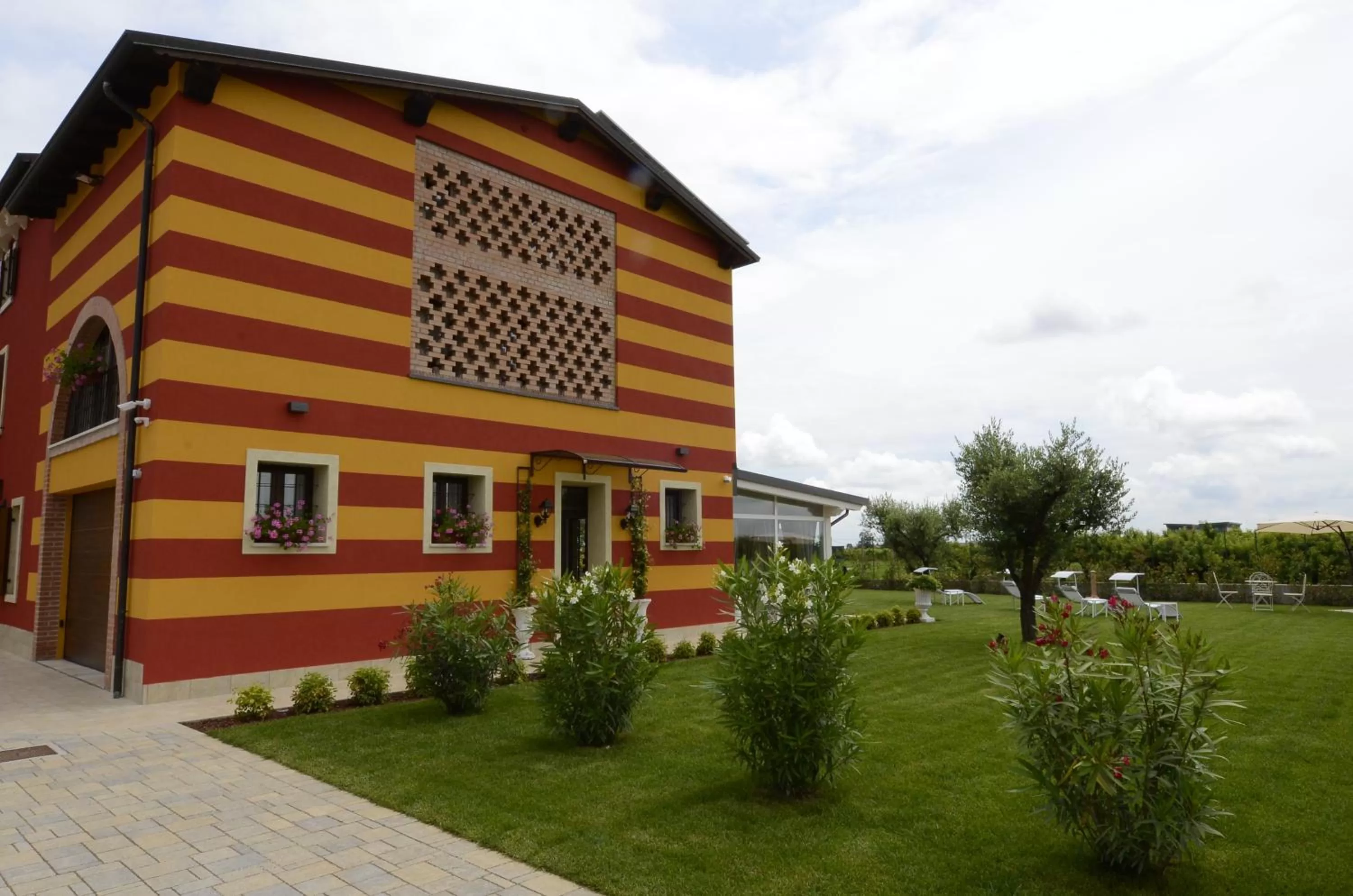 Facade/entrance in Corte Caselle