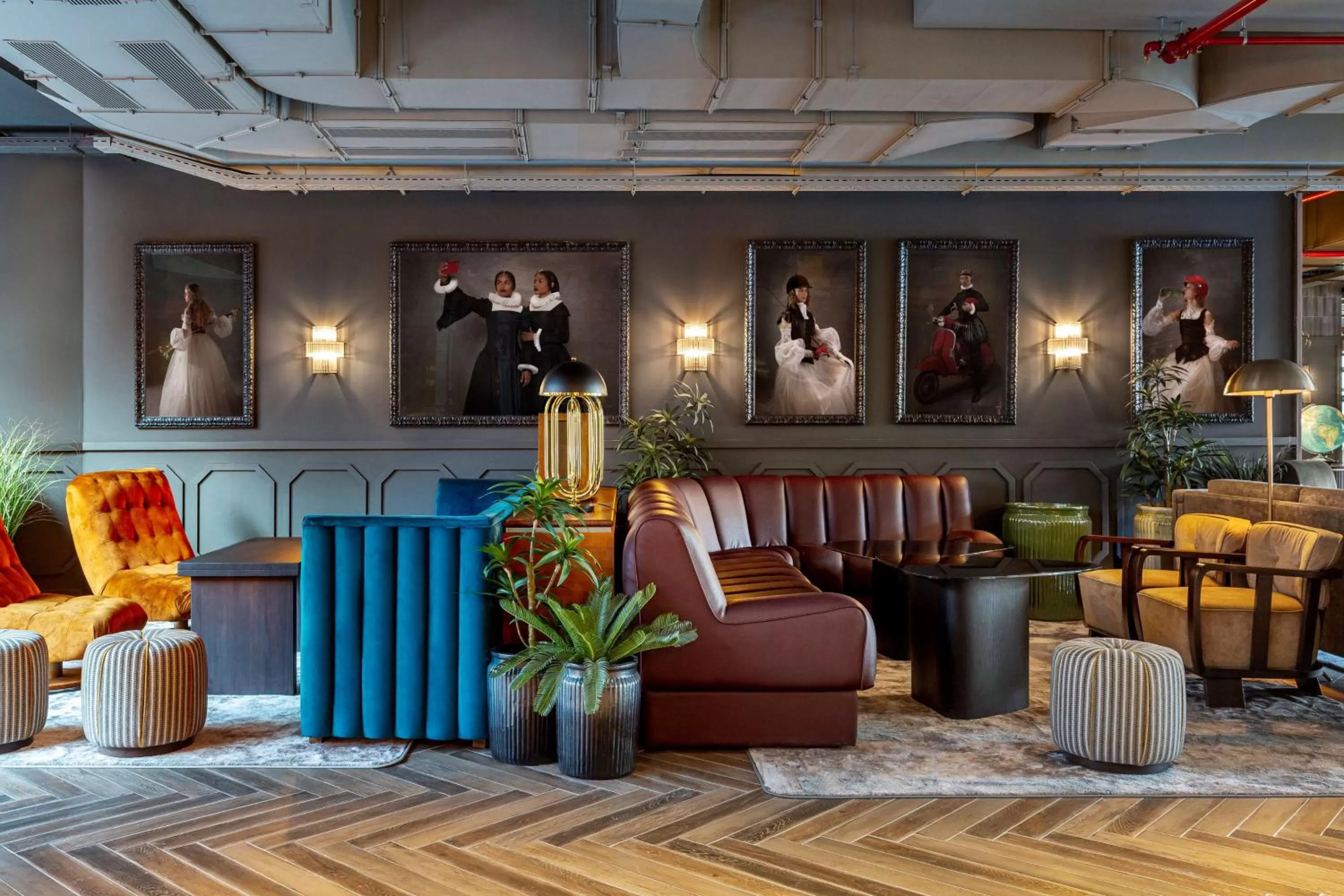 Lobby or reception in Radisson RED Madrid