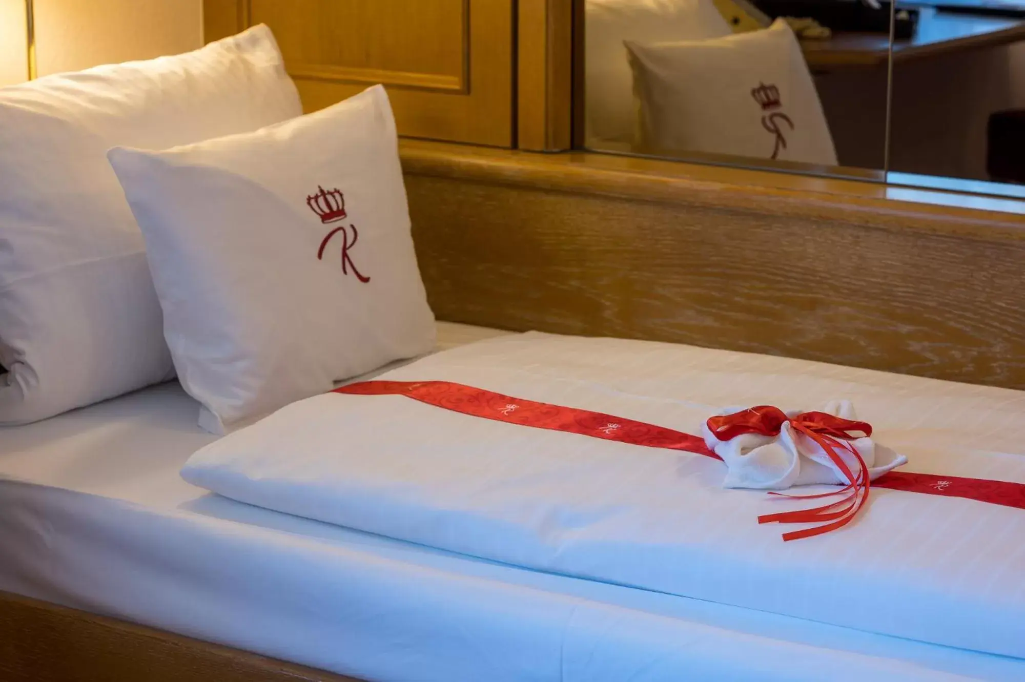 Bed in Hotel am Schlosspark Zum Kurfürst