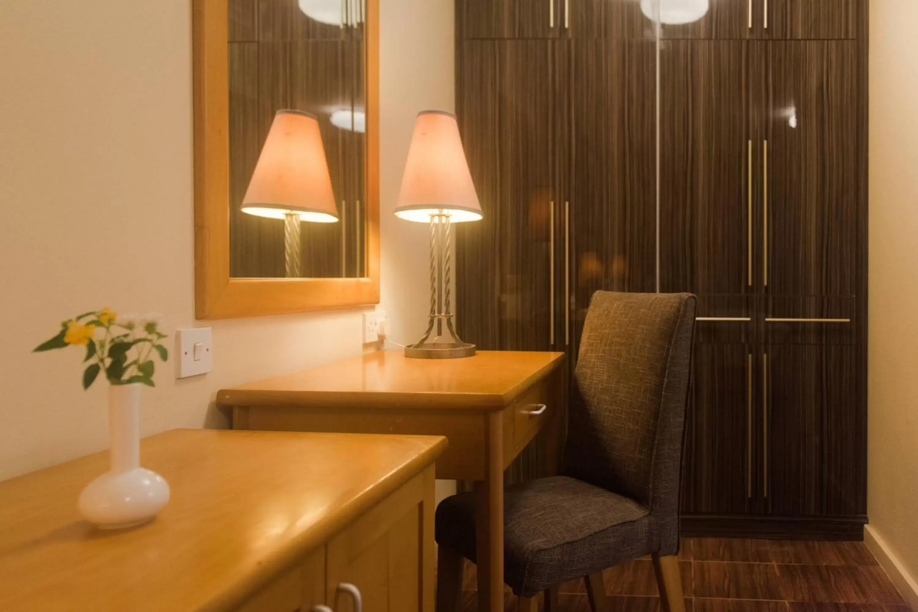 Bedroom, Seating Area in Protea Hotel by Marriott Dar es Salaam Oyster Bay