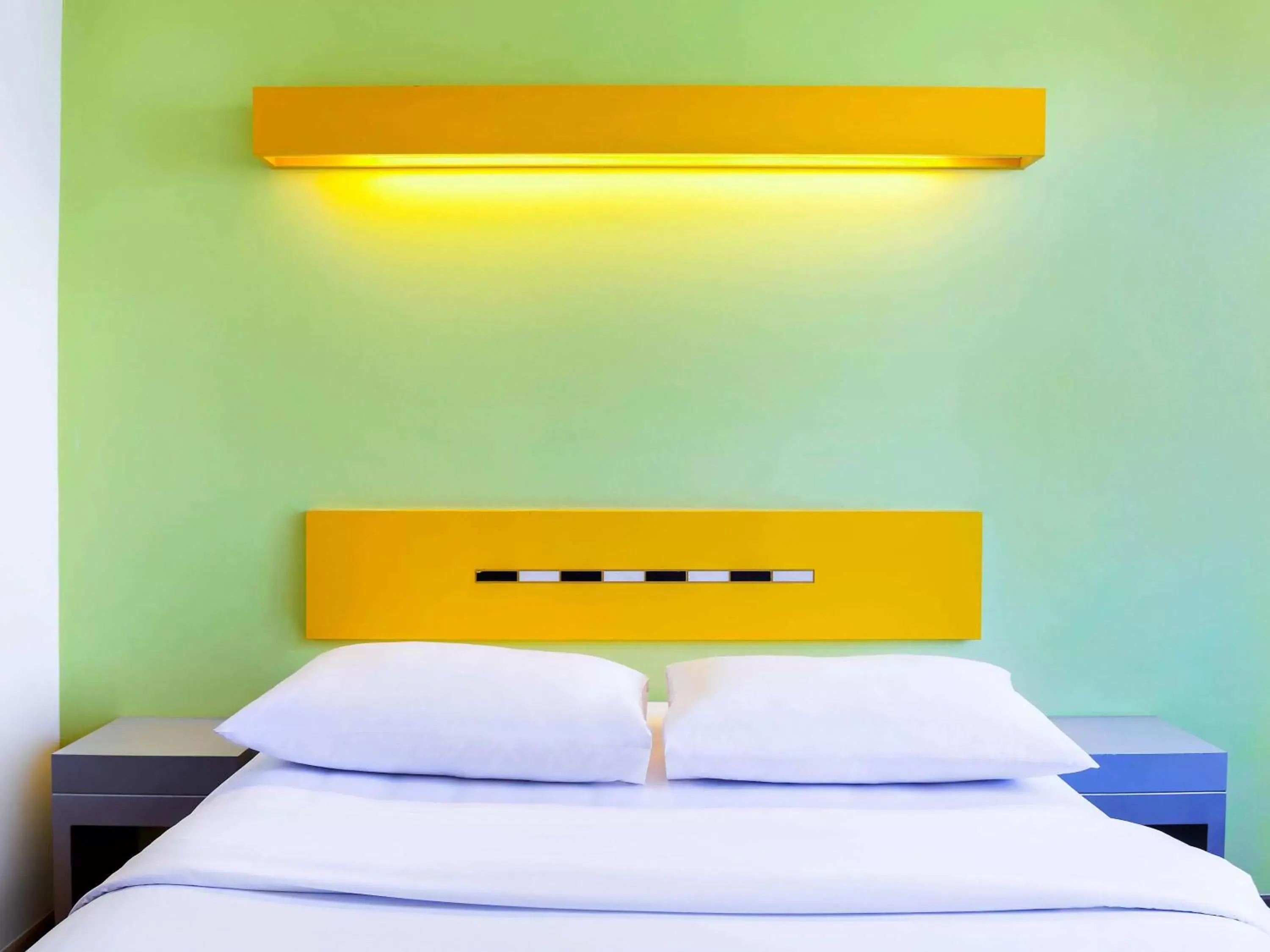 Bedroom, Bed in Ibis Budget Jakarta Menteng