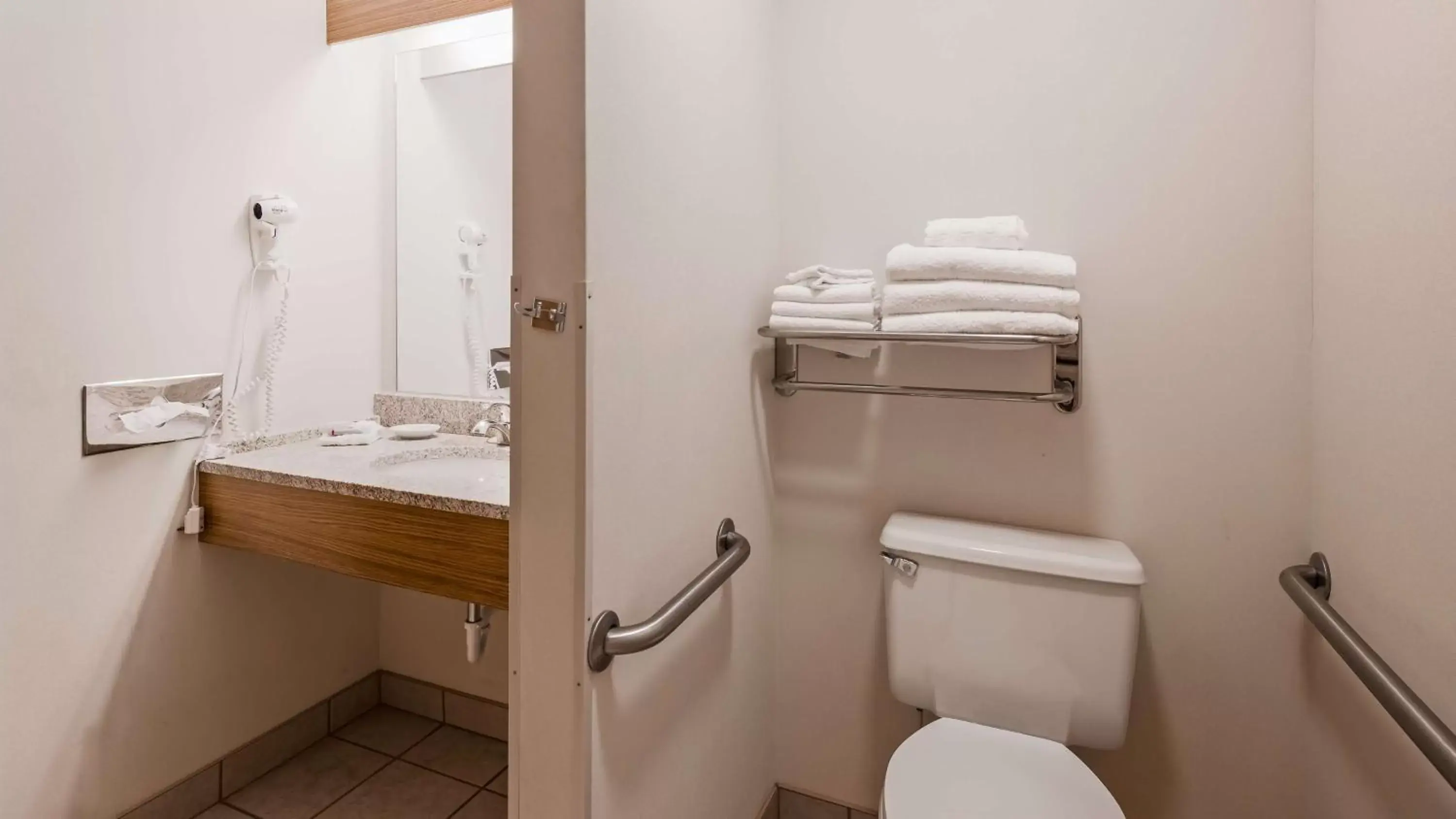 Bathroom in Best Western Golden Spike Inn & Suites