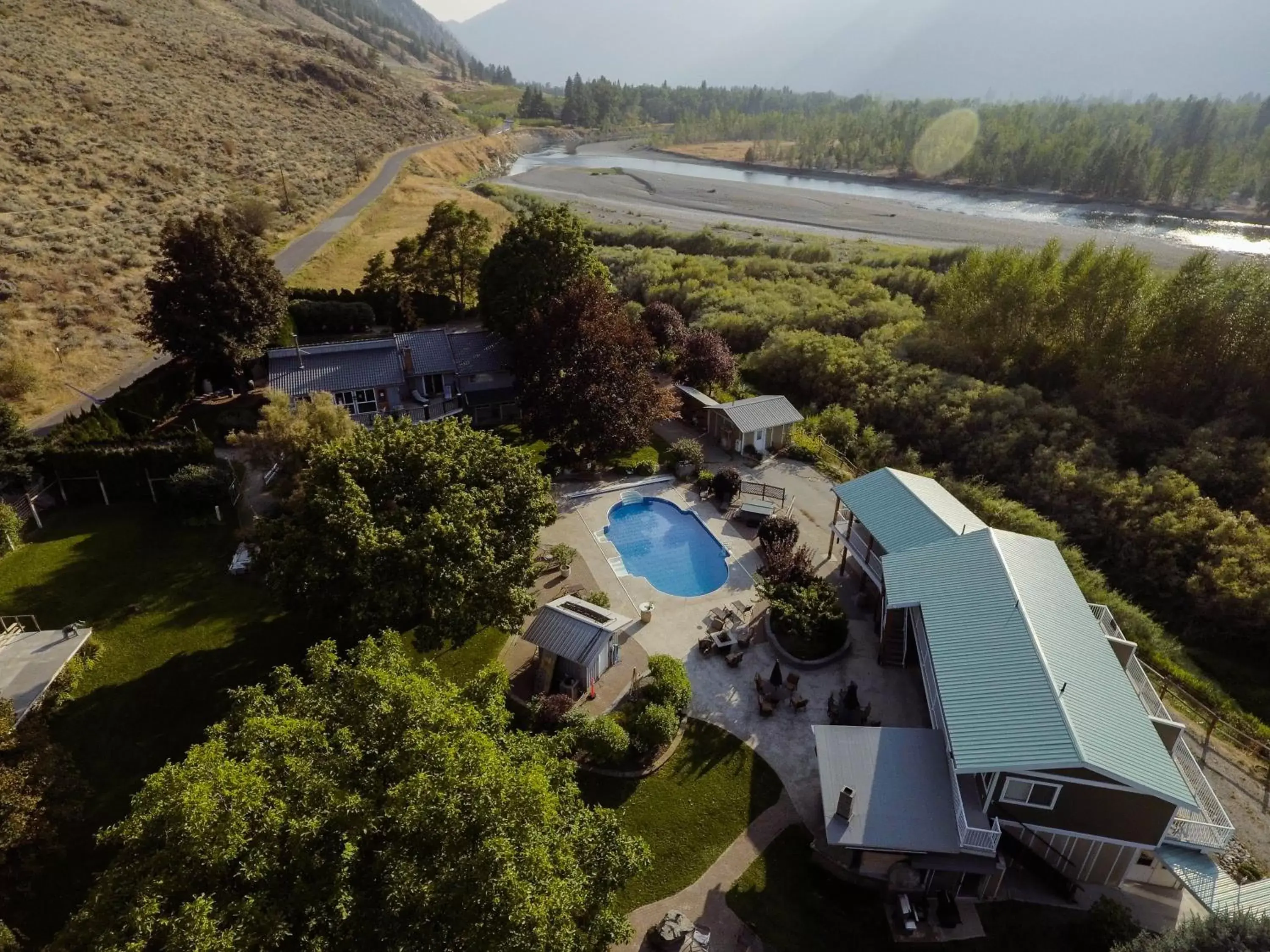 Bird's eye view, Bird's-eye View in Similkameen Wild Resort & Winery Retreat