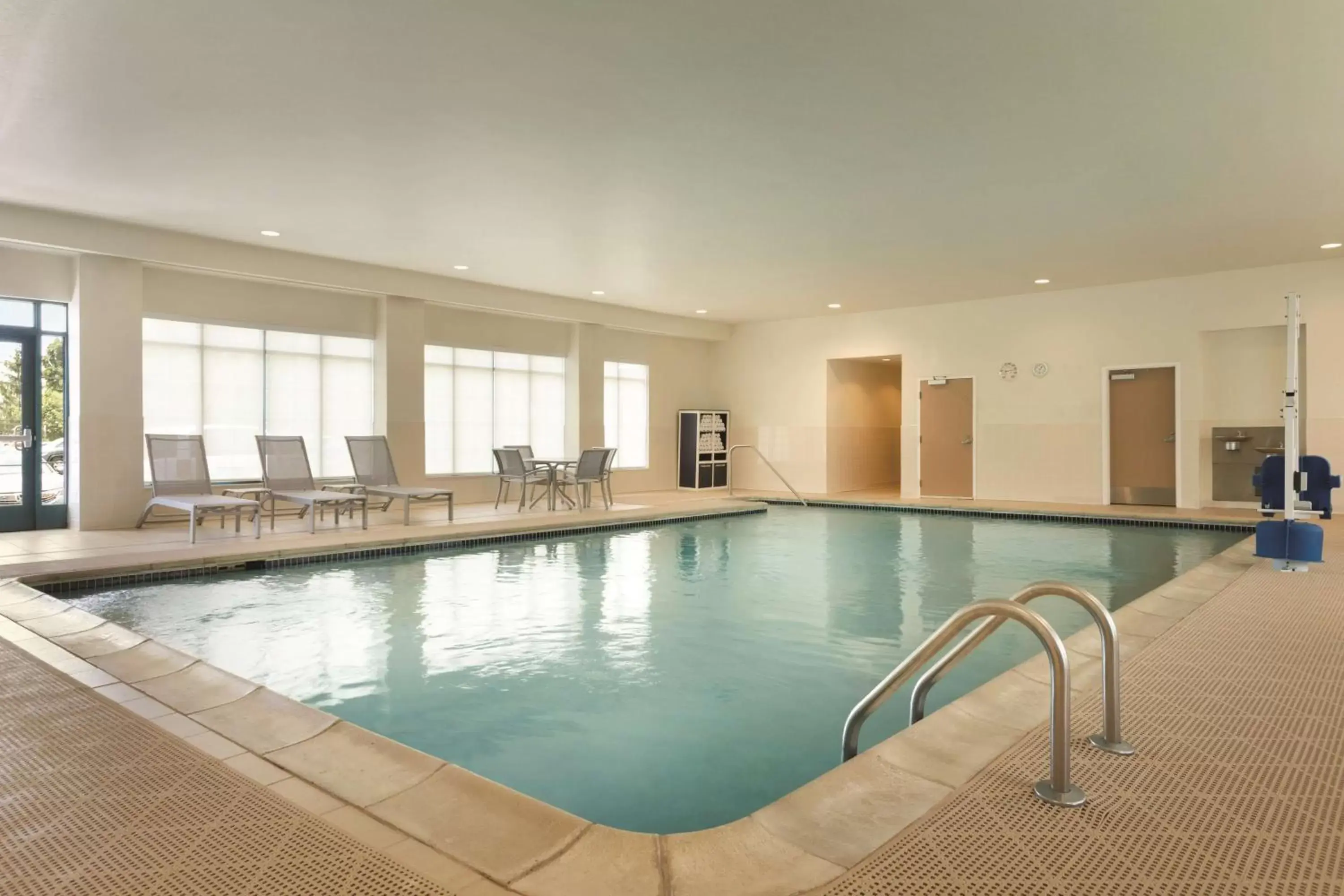 Pool view, Swimming Pool in Homewood Suites by Hilton Detroit-Troy