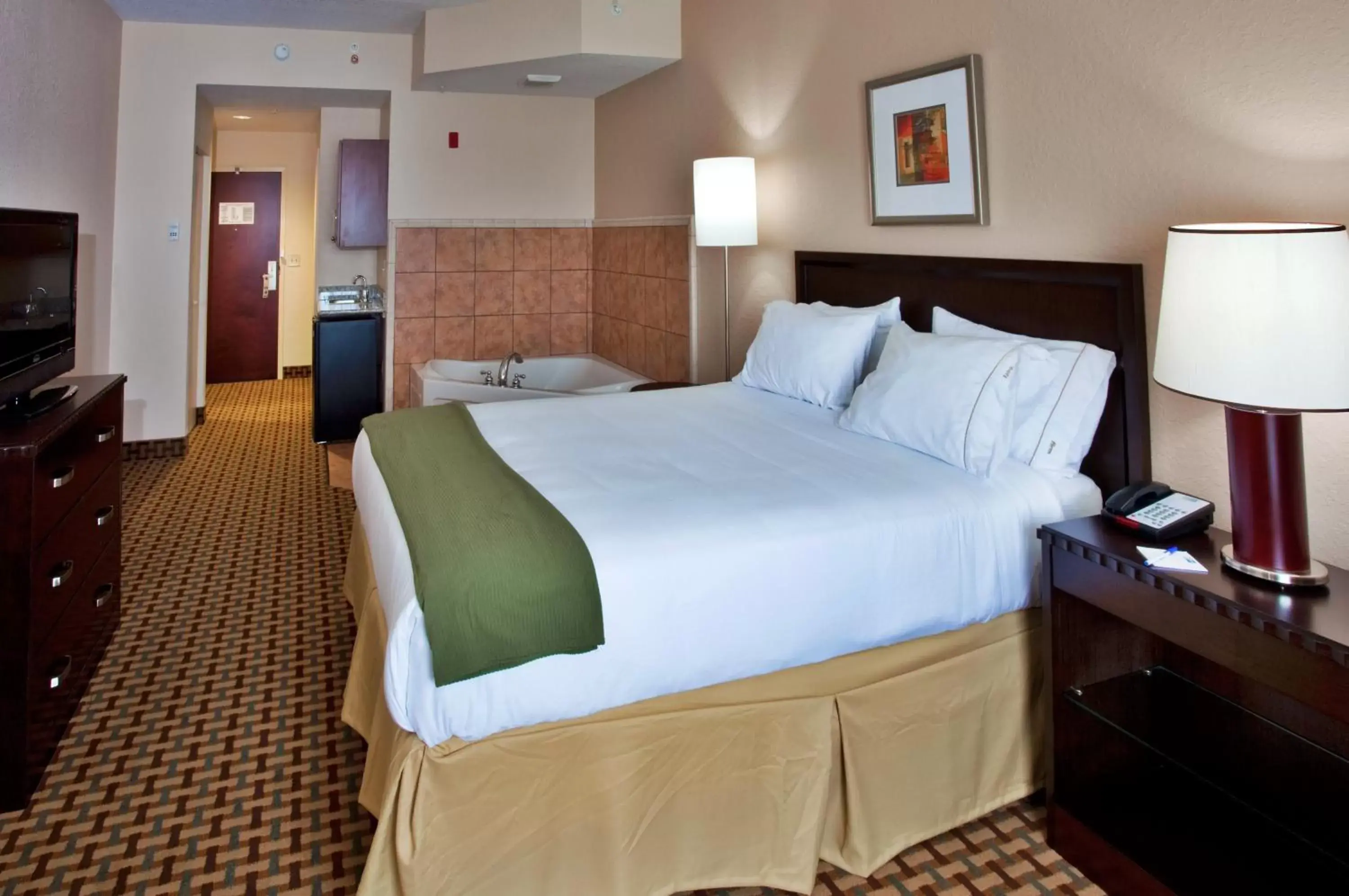 Photo of the whole room, Bed in Holiday Inn Express Orlando-Ocoee East, an IHG Hotel