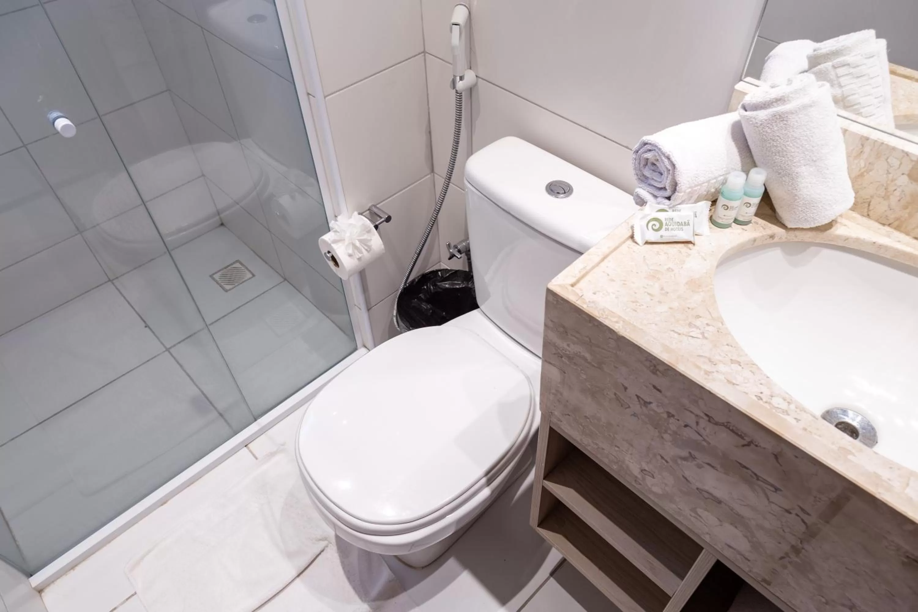 Bathroom in Aquidabã Praia Hotel