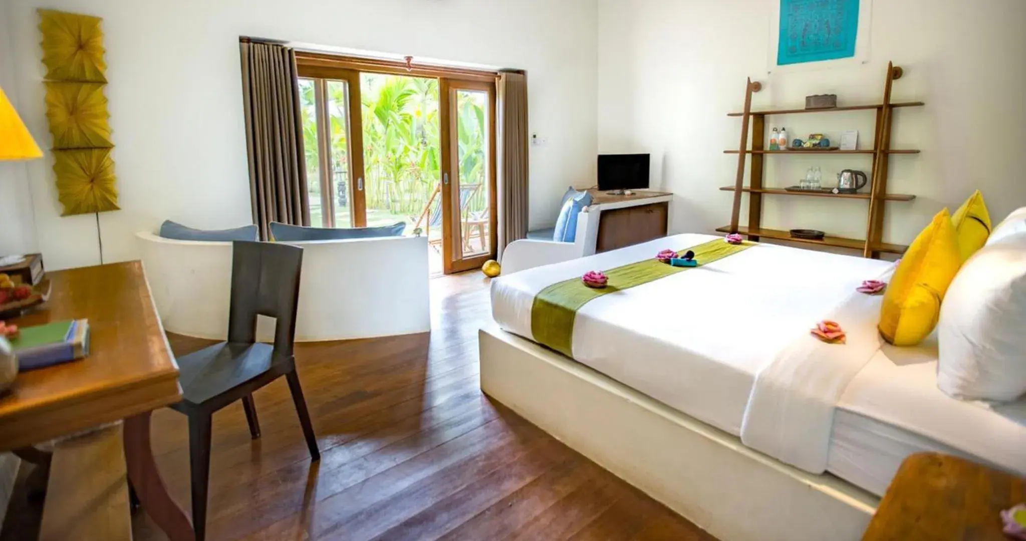 Bed in Navutu Dreams Resort & Wellness Retreat