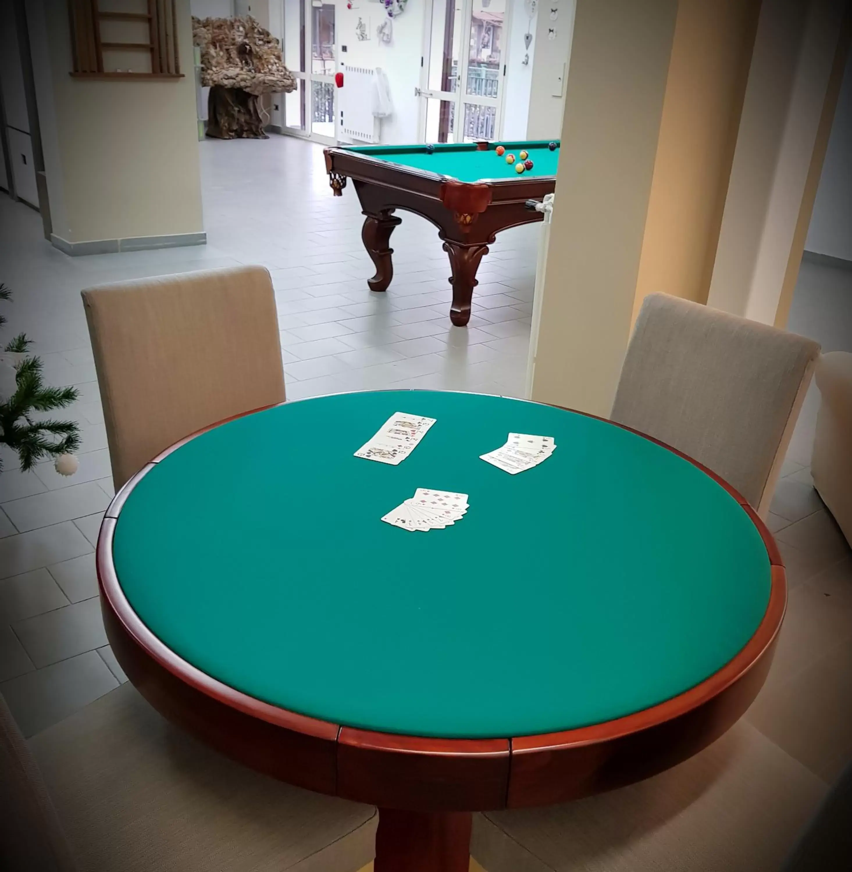 Lobby or reception, Billiards in Pompei Suite