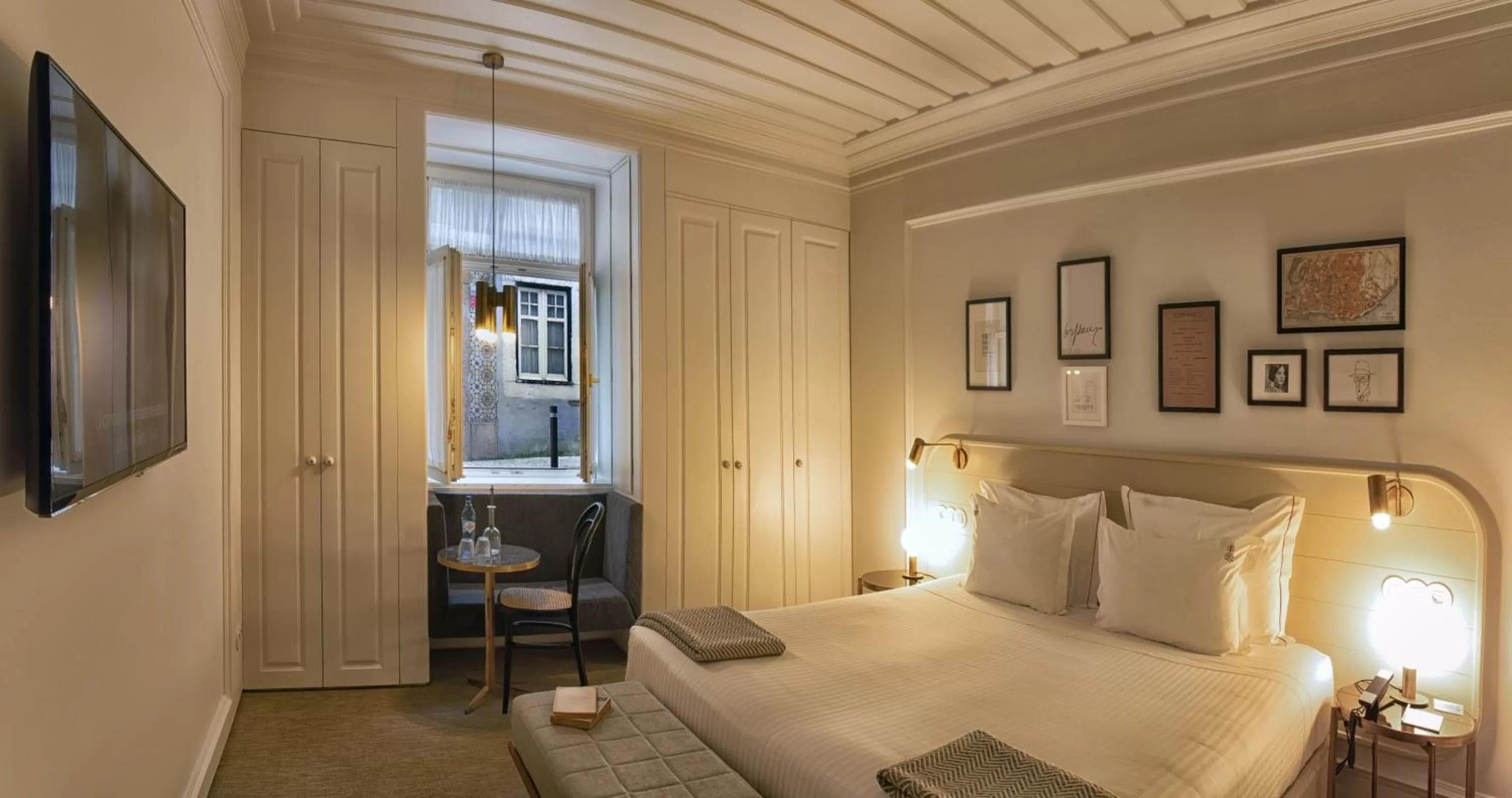 Bedroom, Bed in Lisboa Pessoa Hotel