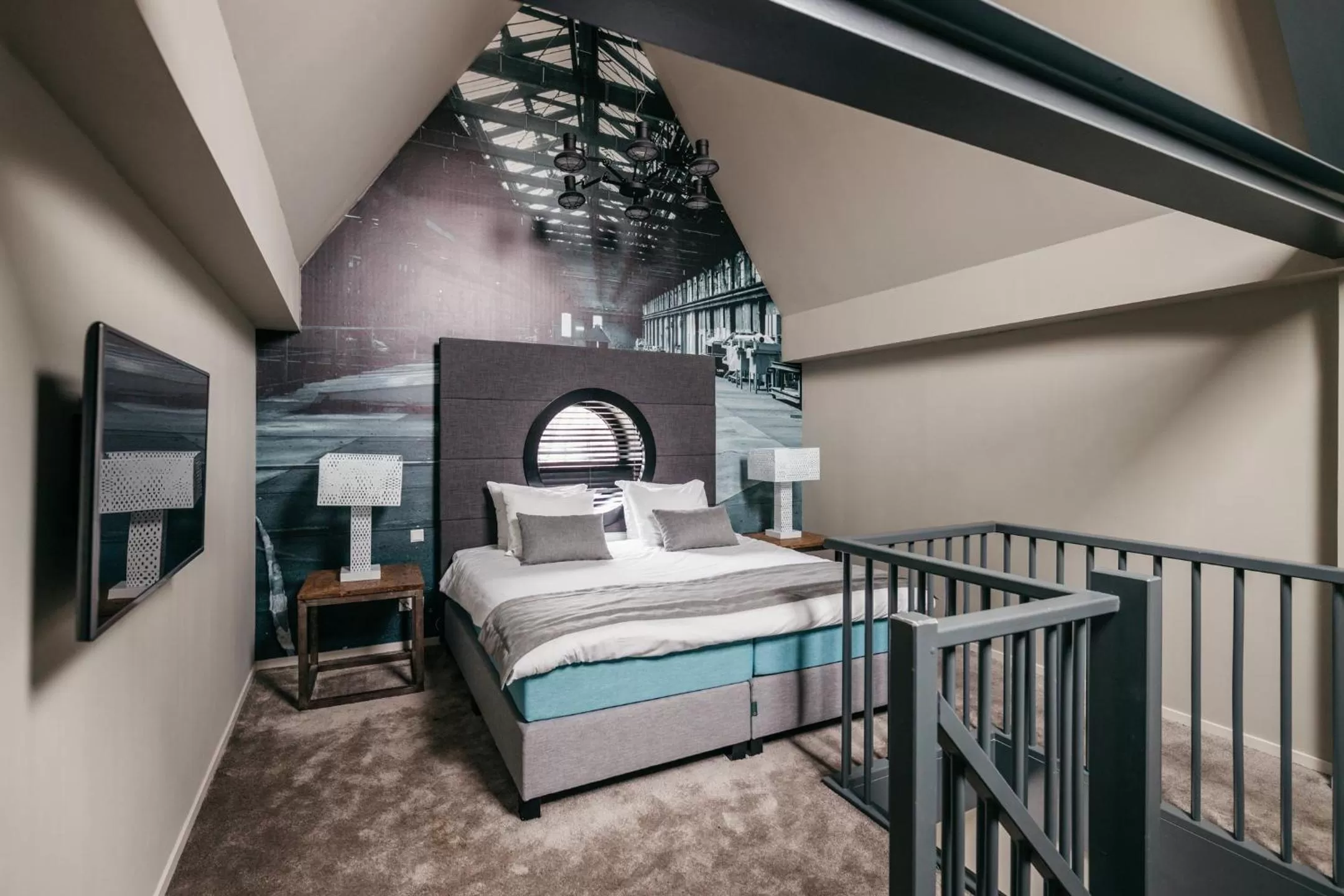 Bed in YAYS Amsterdam Maritime by Numa