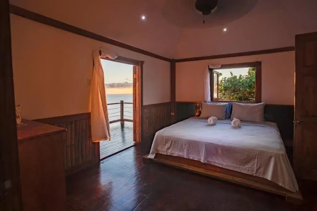 Bed in The Sea Cliff Hotel Resort & Spa