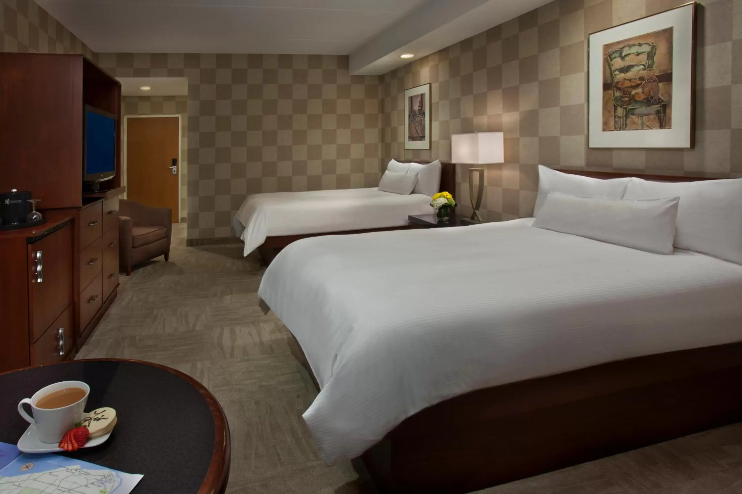 Photo of the whole room, Bed in White Oaks Conference & Resort Spa