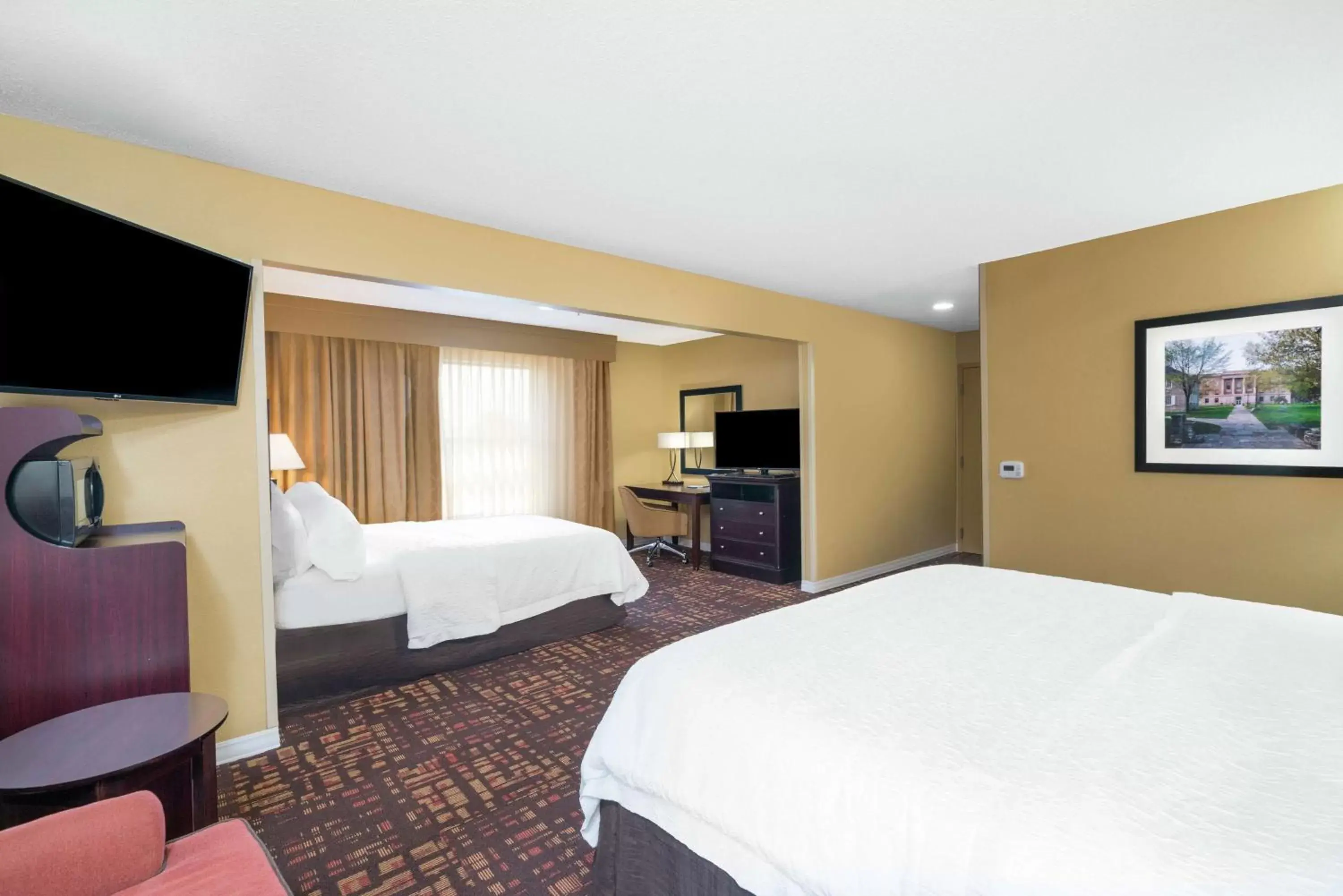 Bedroom, Bed in Hampton Inn Corydon