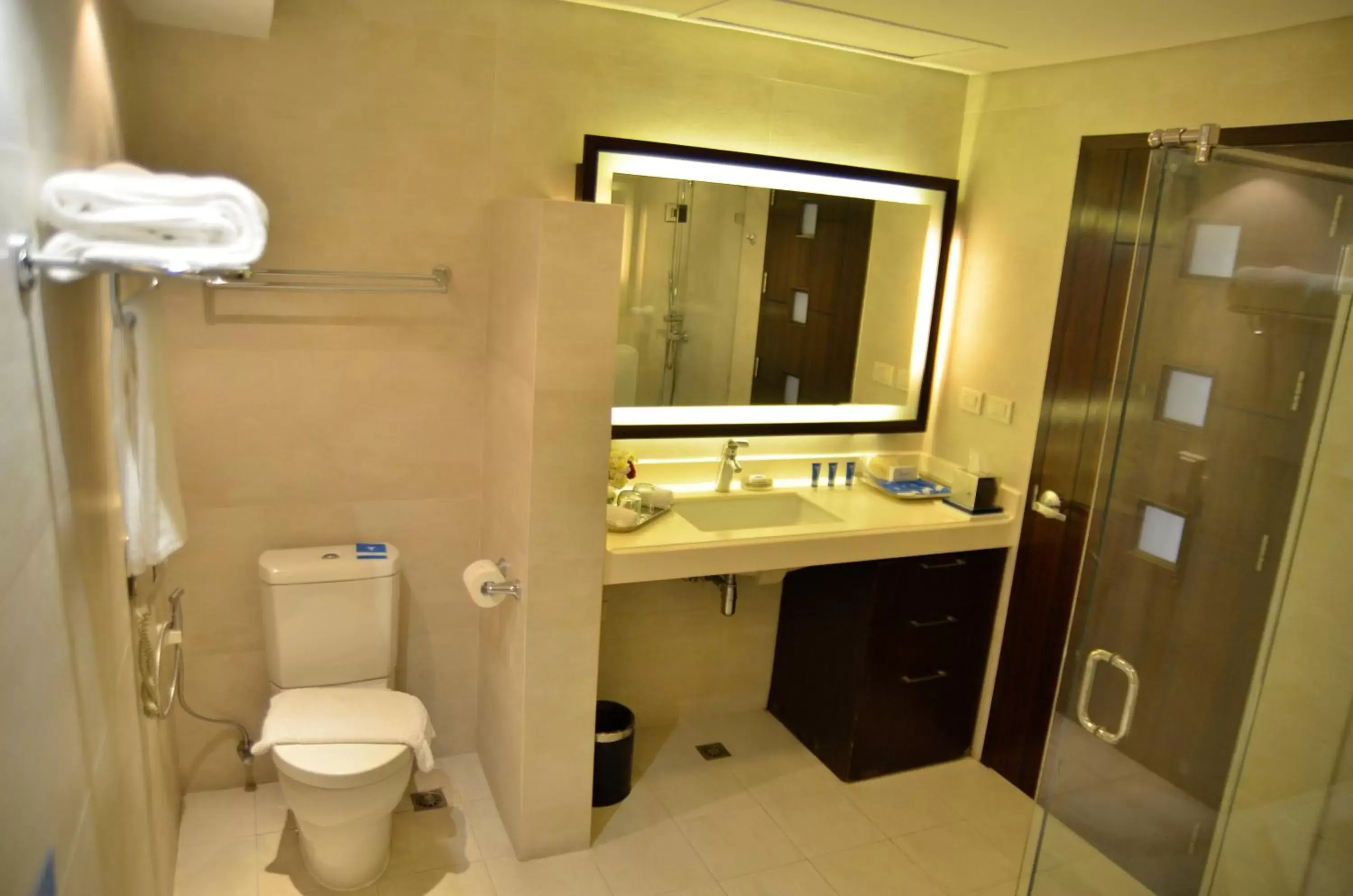 Bathroom in Thunderbird Resorts - Poro Point
