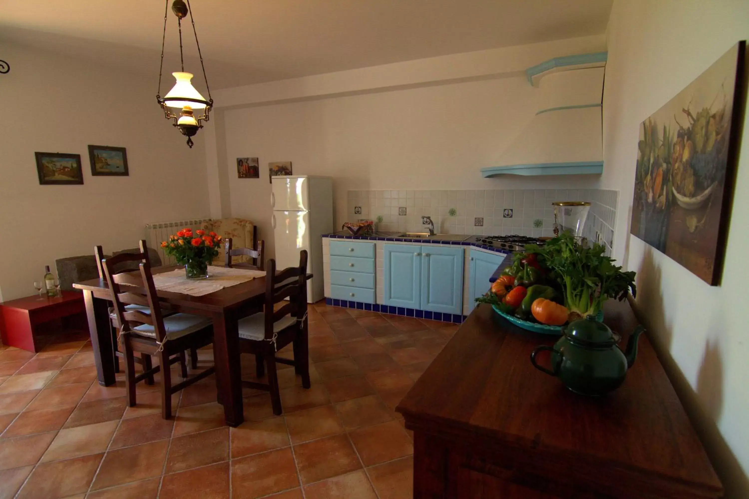Kitchen or kitchenette, Dining Area in Torre Archirafi Resort