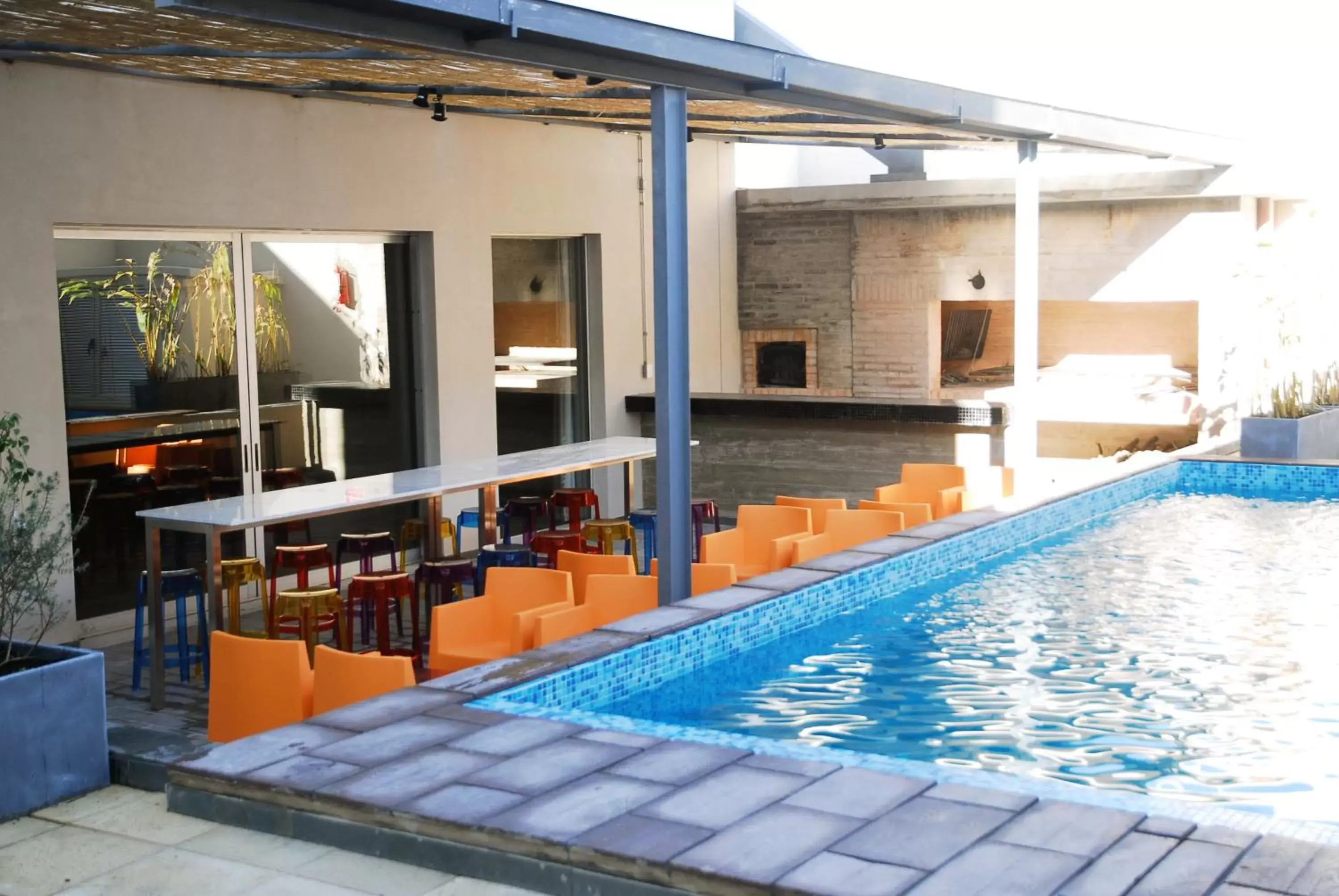 Solarium, Swimming Pool in Regency Way Montevideo Hotel