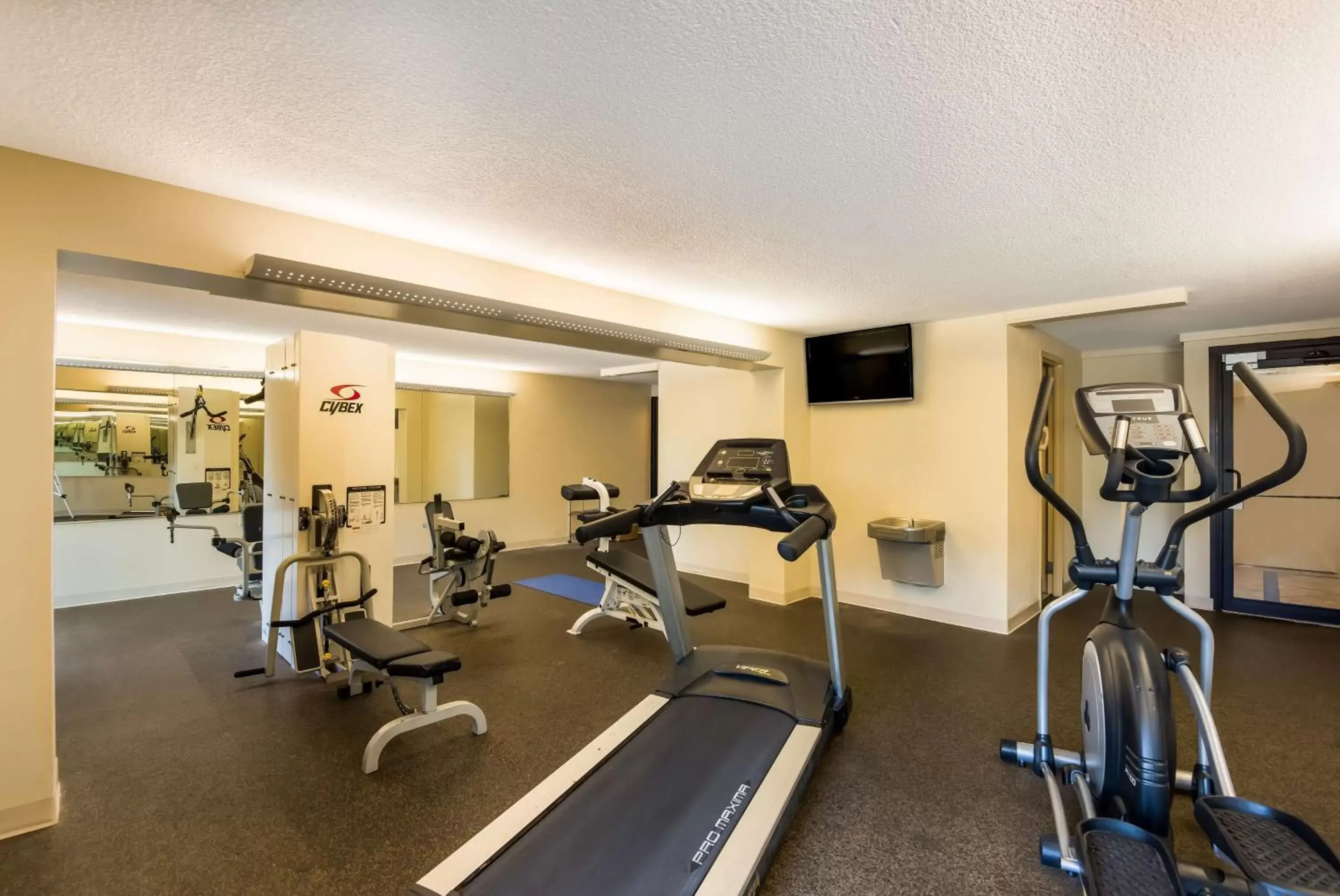 Fitness centre/facilities, Fitness Center/Facilities in Best Western Prairie Inn & Conference Center
