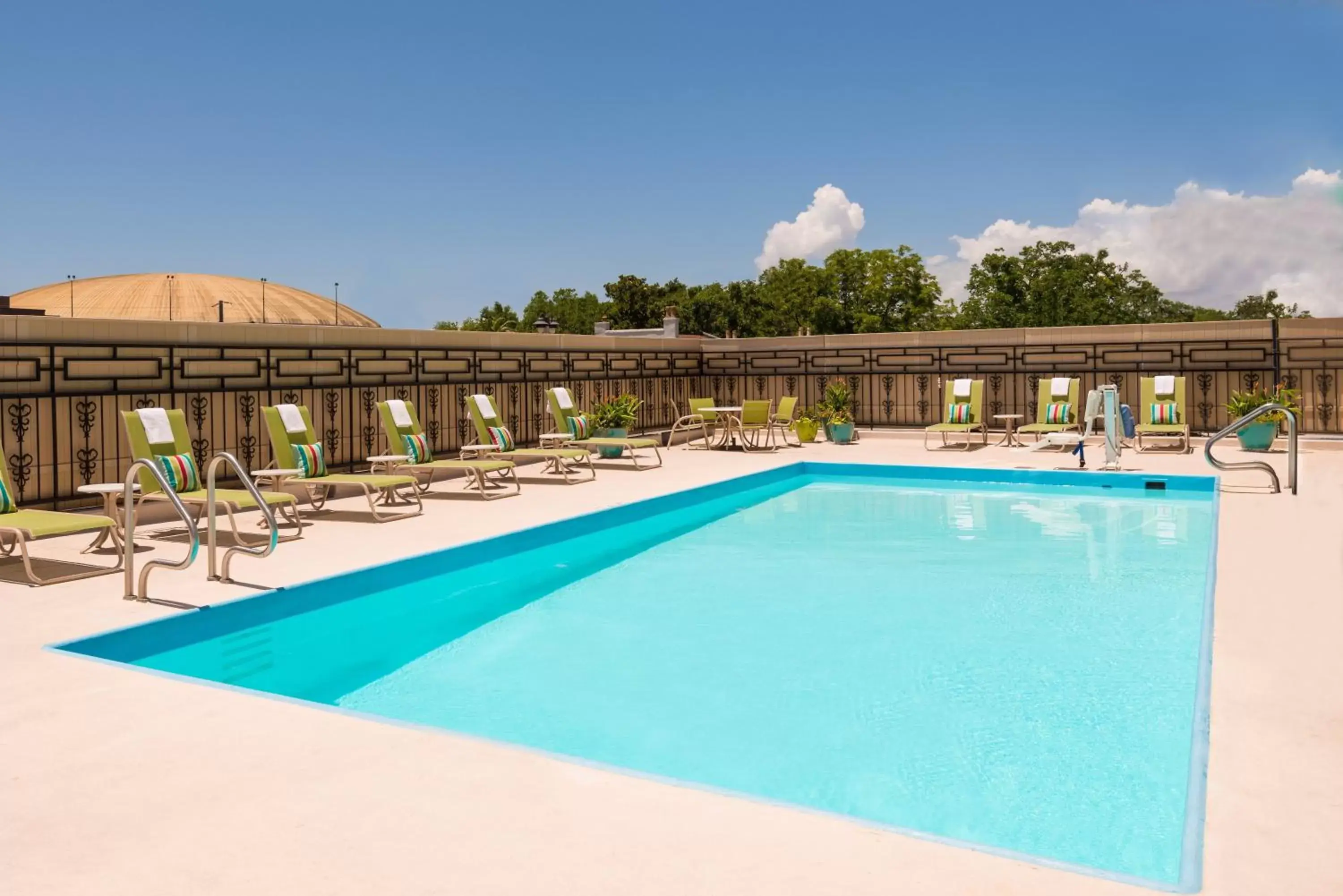 Swimming Pool in Holiday Inn Mobile Downtown Historic District, an IHG Hotel