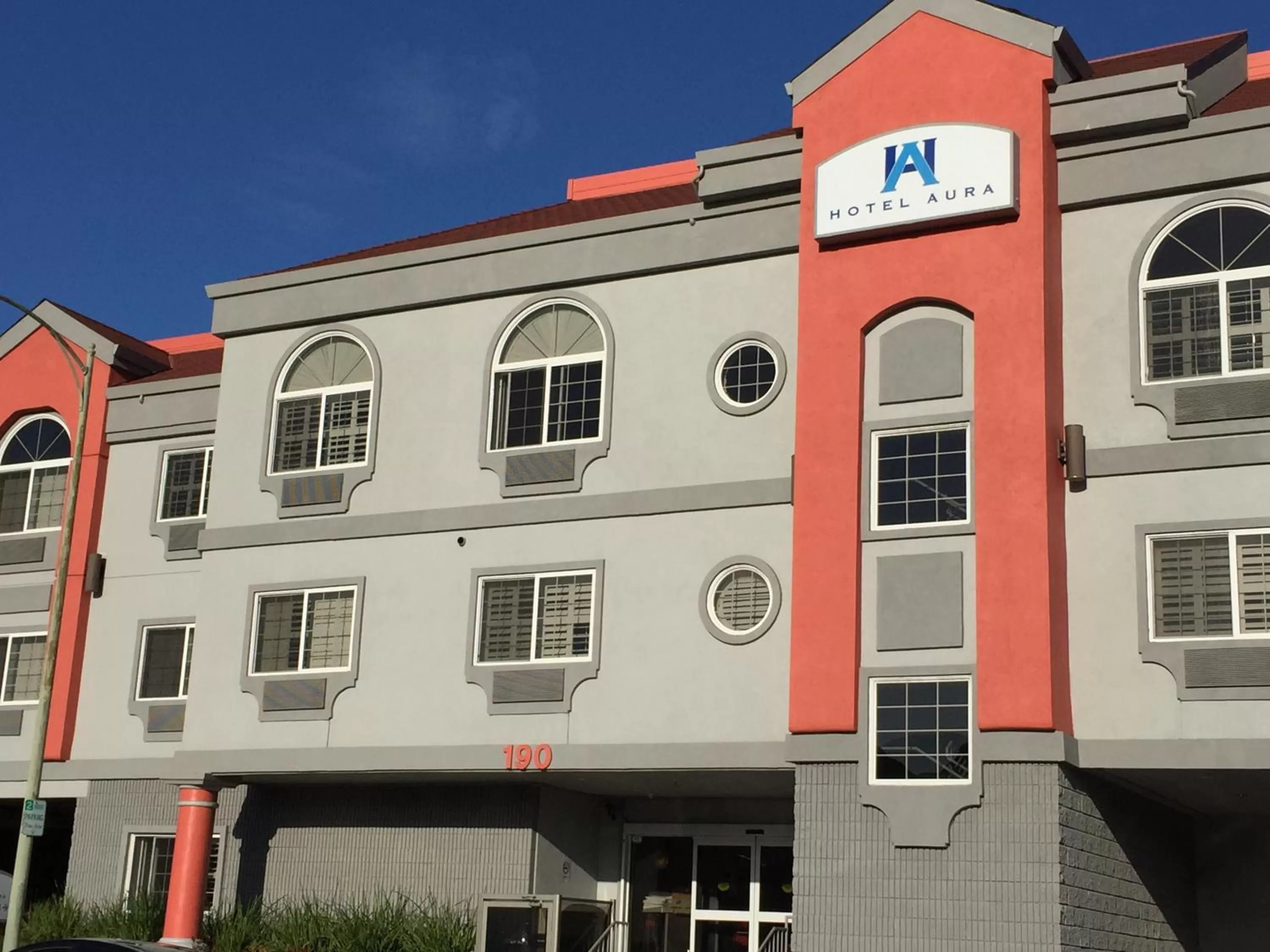 Facade/entrance in Hotel Aura SFO Airport FREE SHUTTLE